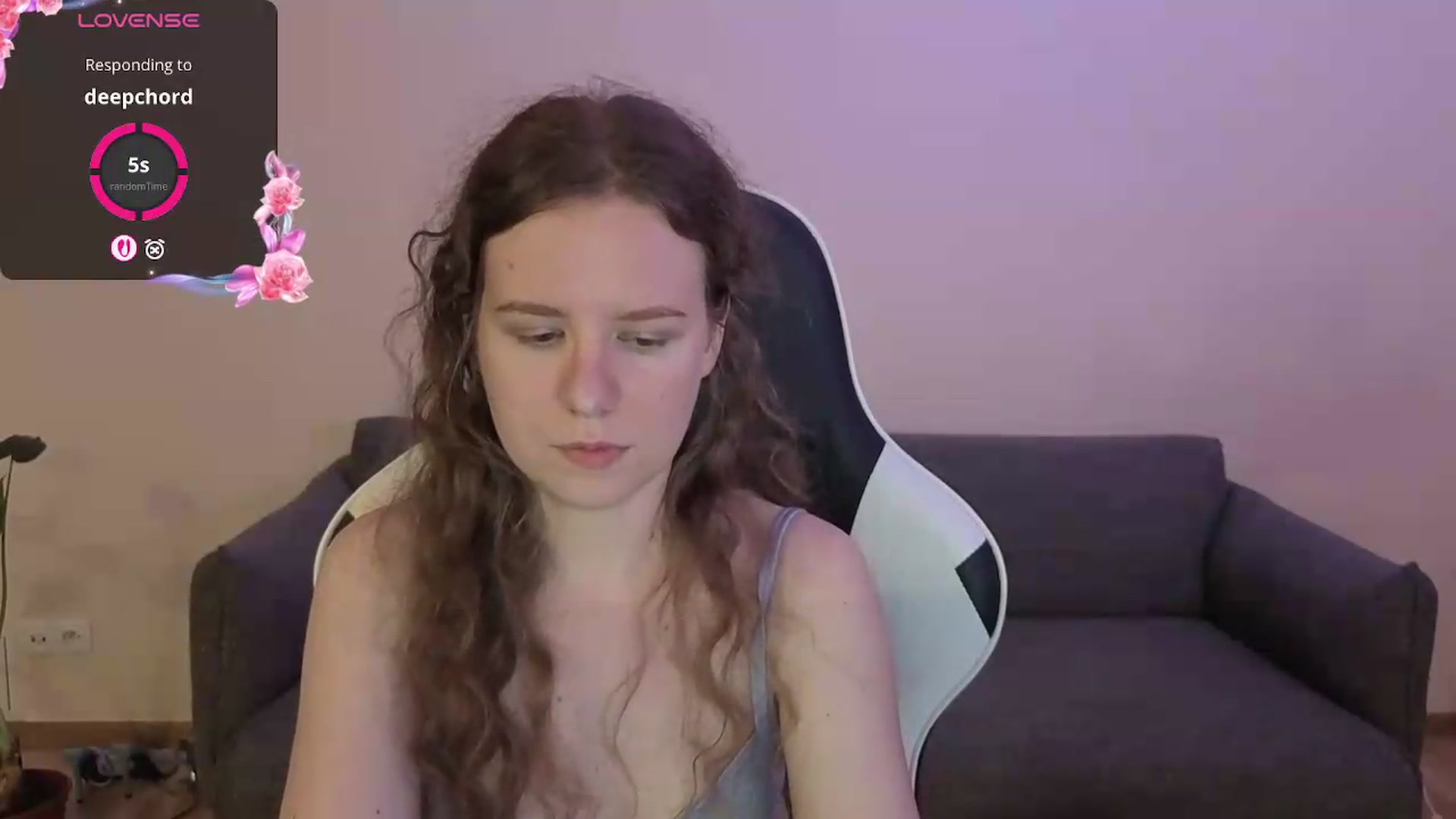 Gallery image thumbnail from BlueFlowerr's myfreecams stream on, 06/19/2026, 23:16 image 6 of 20