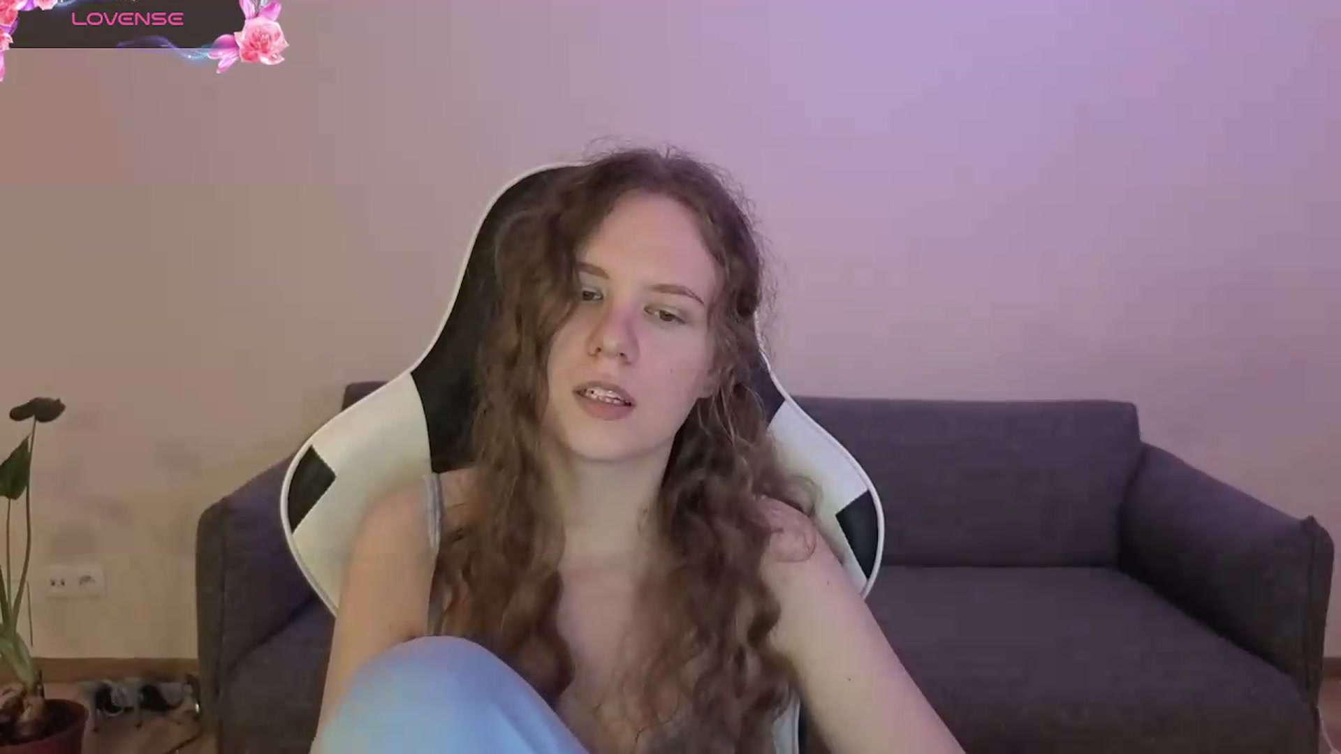 Gallery image thumbnail from BlueFlowerr's myfreecams stream on, 06/19/2026, 23:16 image 16 of 20