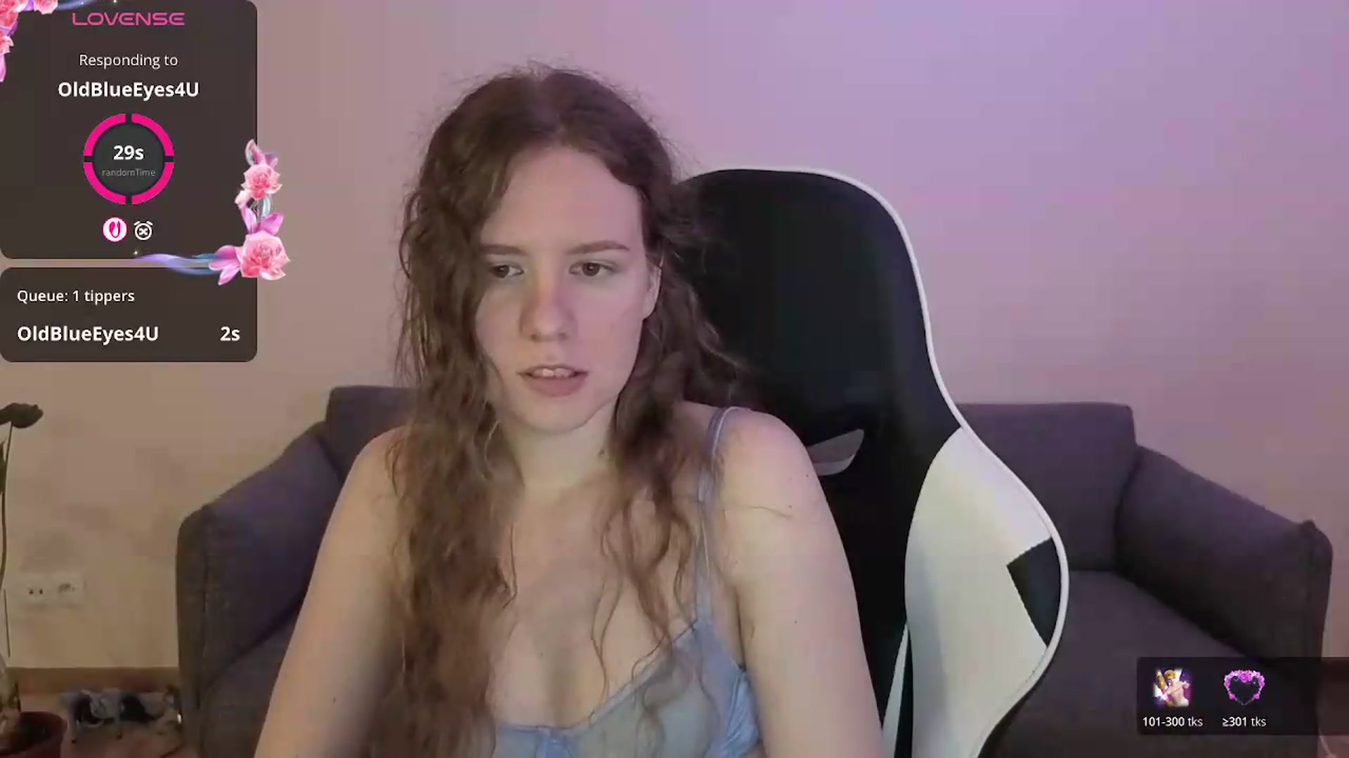 Gallery image thumbnail from BlueFlowerr's myfreecams stream on, 06/19/2026, 23:16 image 4 of 20