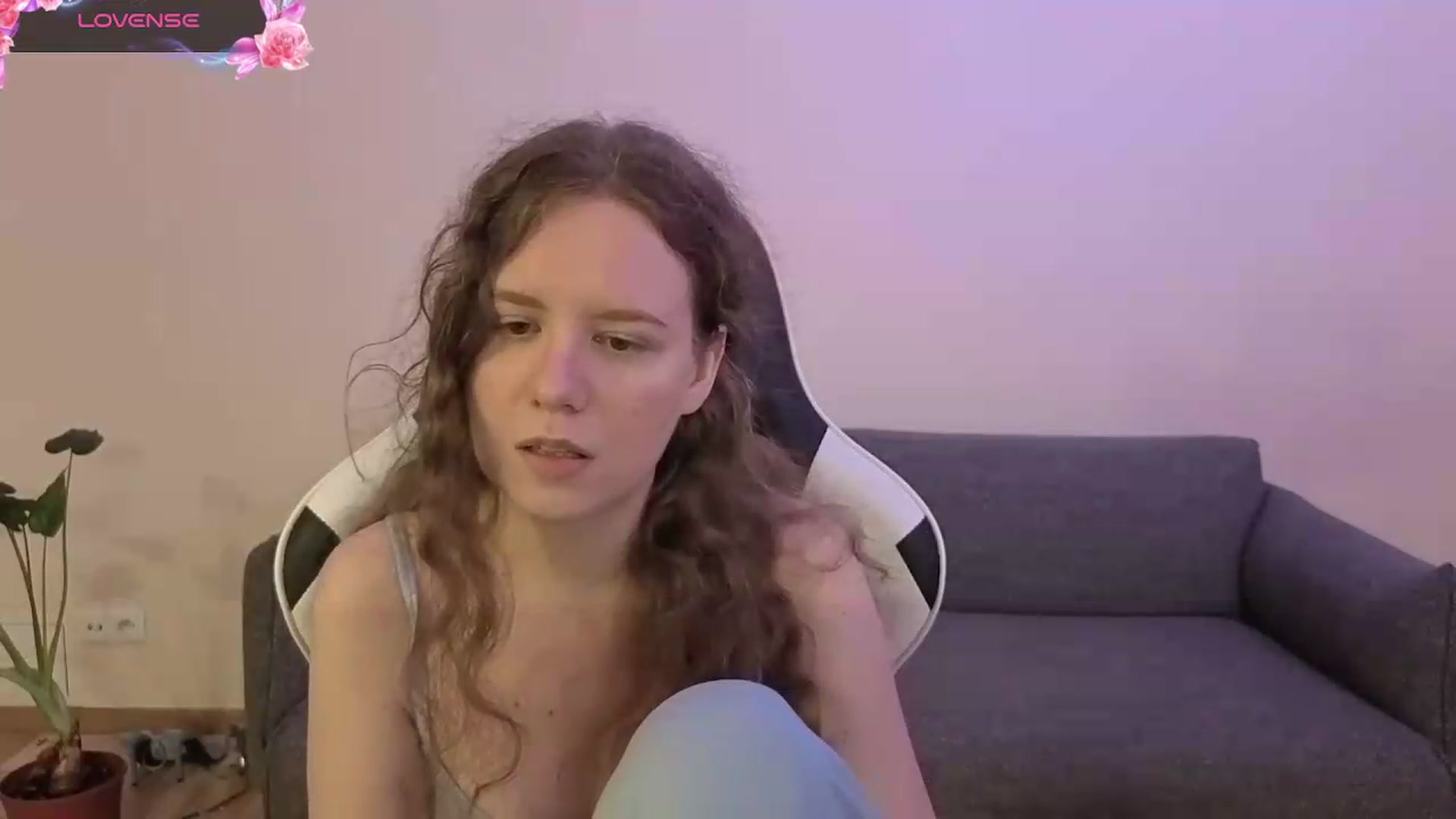 Gallery image thumbnail from BlueFlowerr's myfreecams stream on, 06/20/2026, 24:02 image 3 of 20