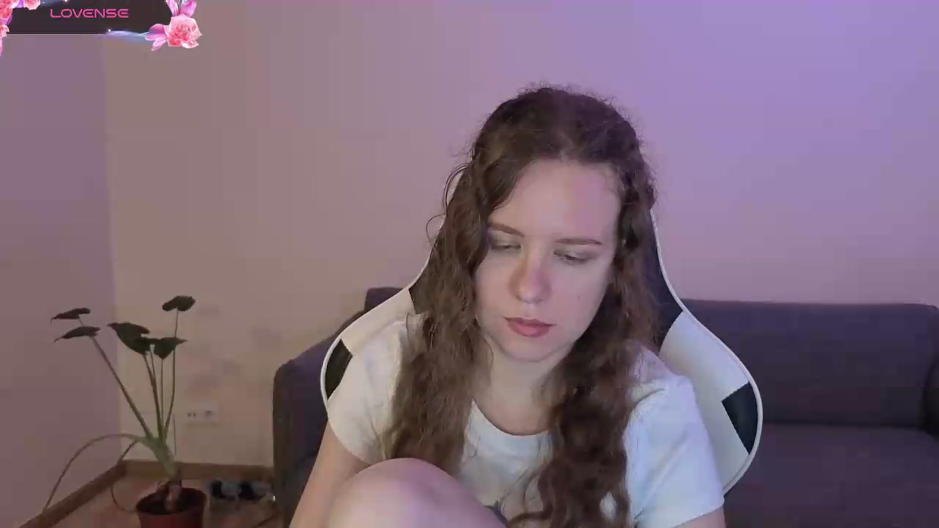 Gallery image thumbnail from BlueFlowerr's myfreecams stream on, 06/20/2026, 20:08 image 4 of 20