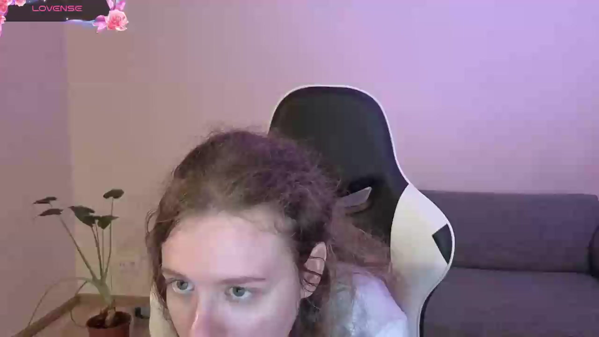 Gallery image thumbnail from BlueFlowerr's myfreecams stream on, 06/20/2026, 20:08 image 1 of 20