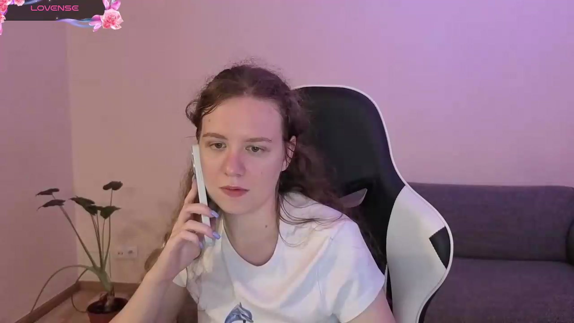 Gallery image thumbnail from BlueFlowerr's myfreecams stream on, 06/20/2026, 23:30 image 7 of 20