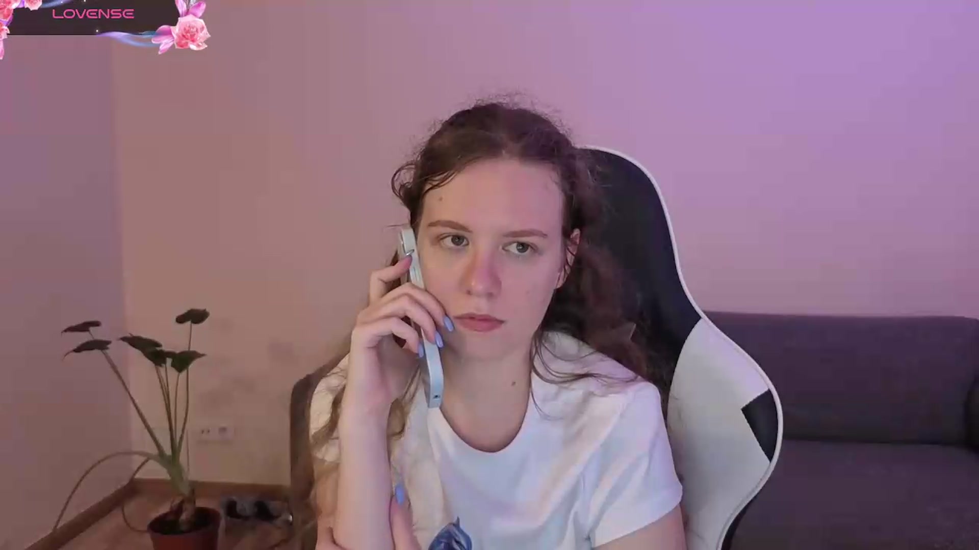 Gallery image thumbnail from BlueFlowerr's myfreecams stream on, 06/20/2026, 23:30 image 8 of 20