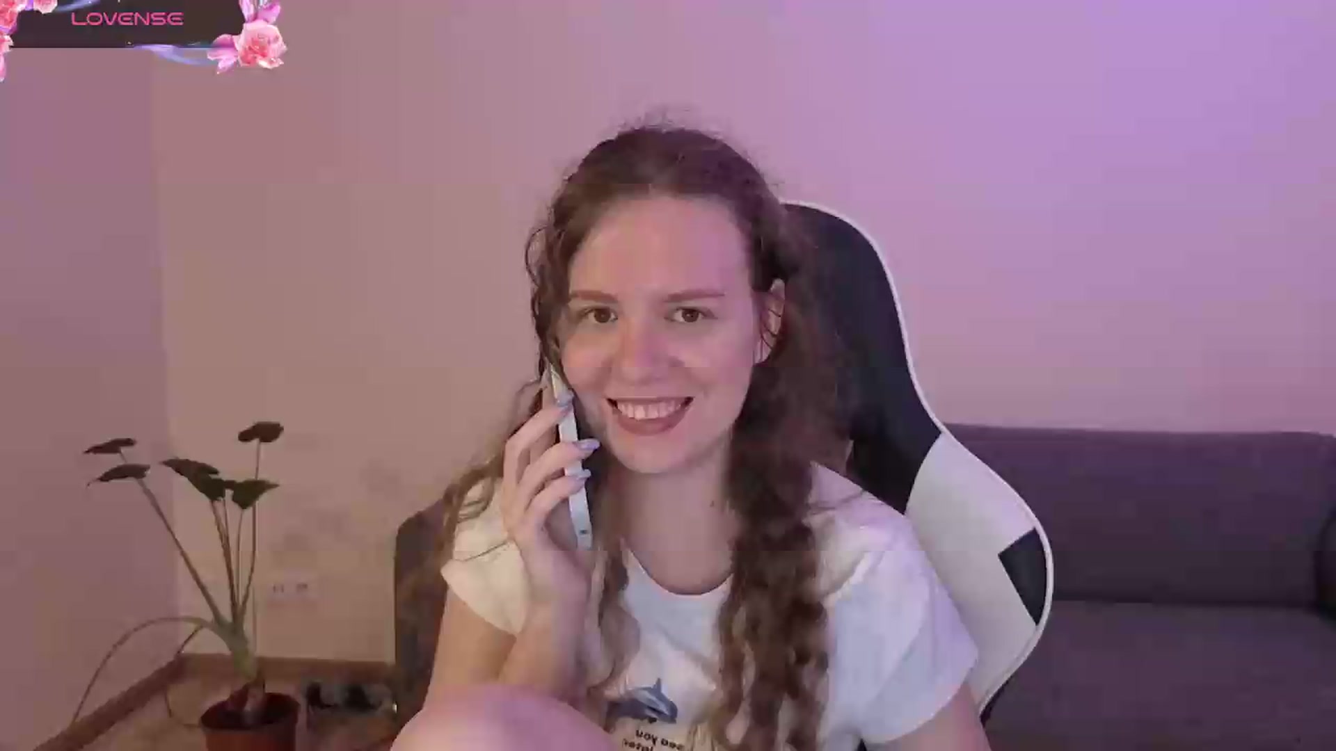 Gallery image thumbnail from BlueFlowerr's myfreecams stream on, 06/20/2026, 23:30 image 1 of 20