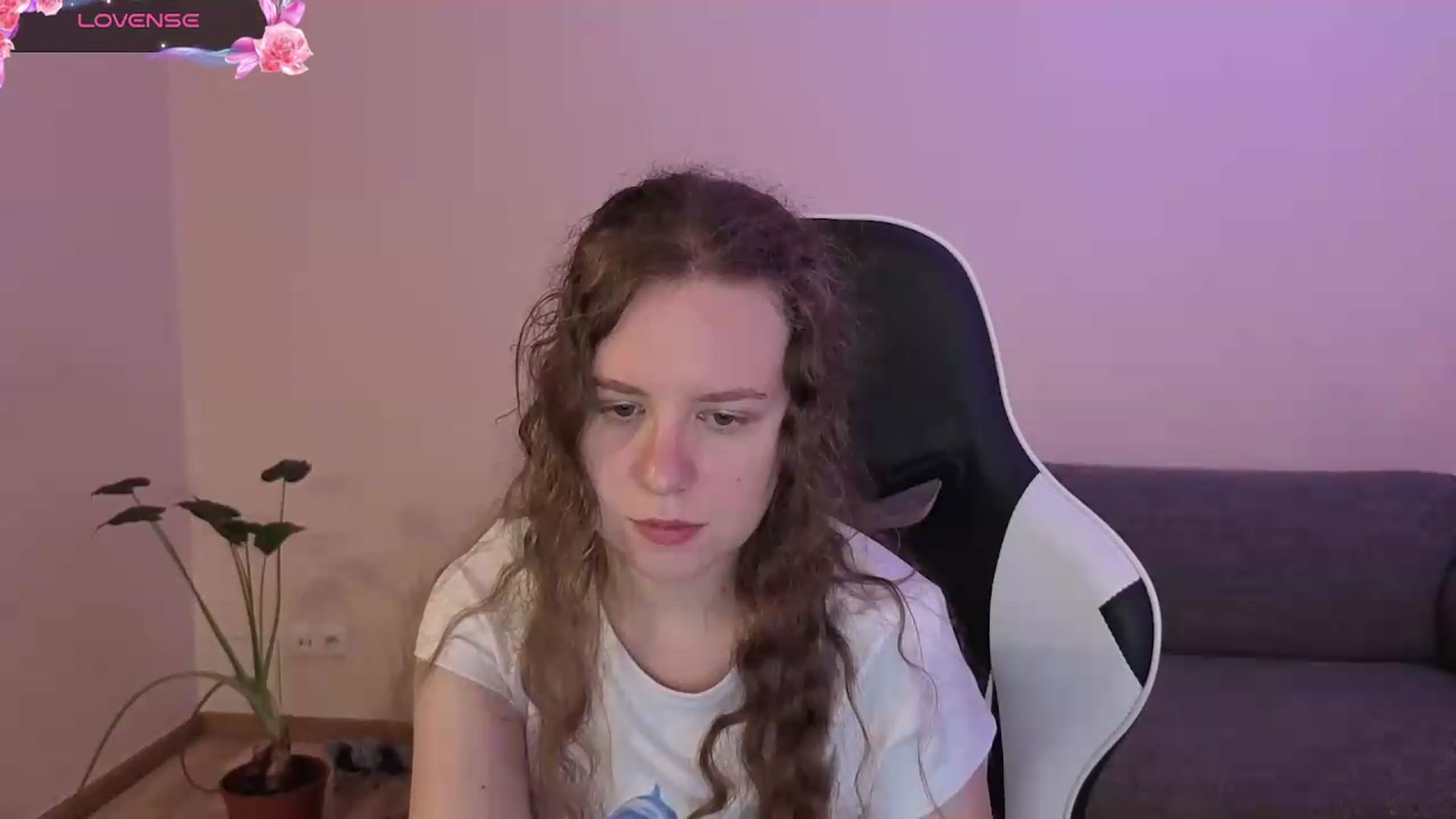 Gallery image thumbnail from BlueFlowerr's myfreecams stream on, 06/20/2026, 23:30 image 11 of 20