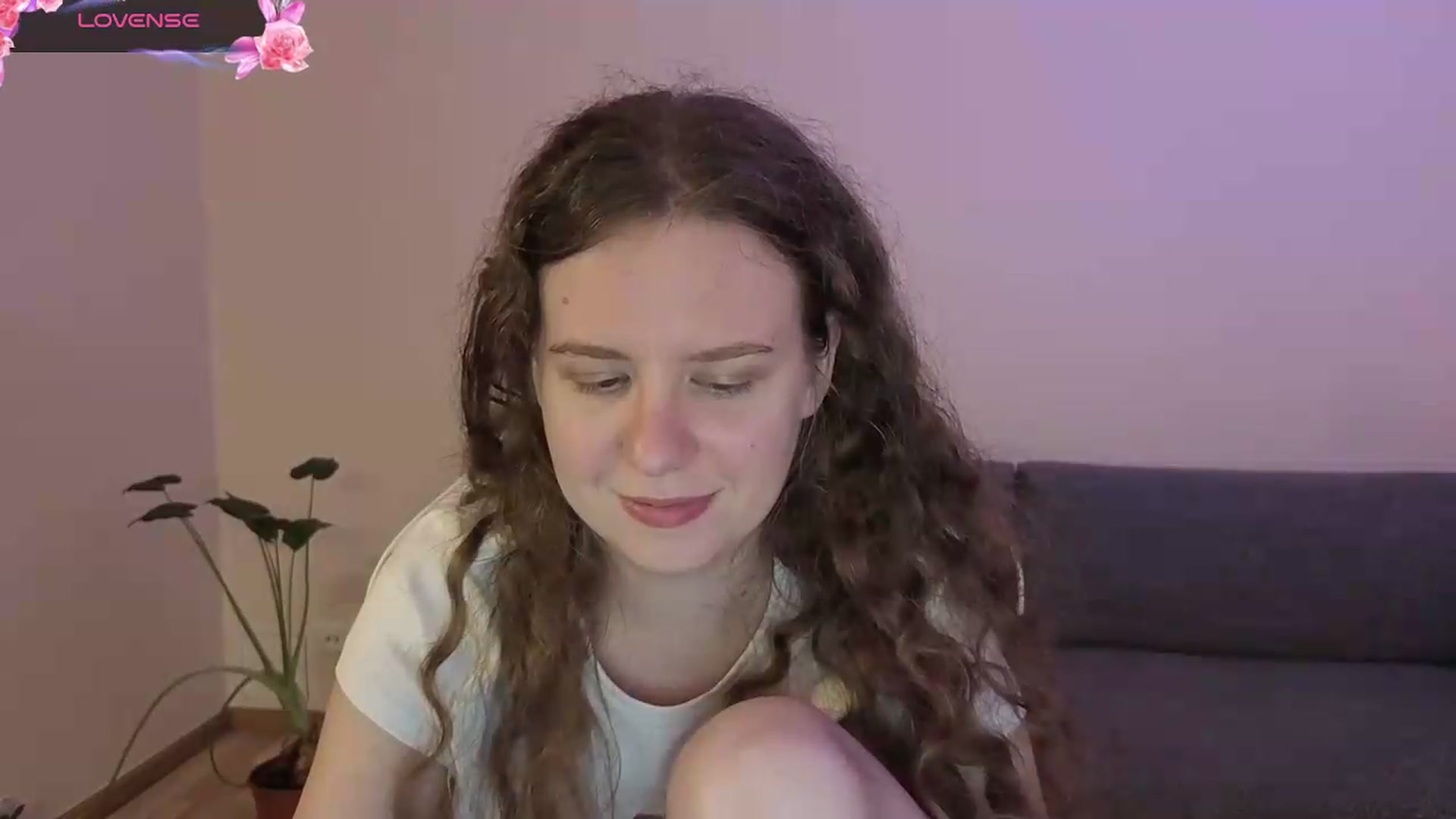 Gallery image thumbnail from BlueFlowerr's myfreecams stream on, 06/21/2026, 24:01 image 15 of 20