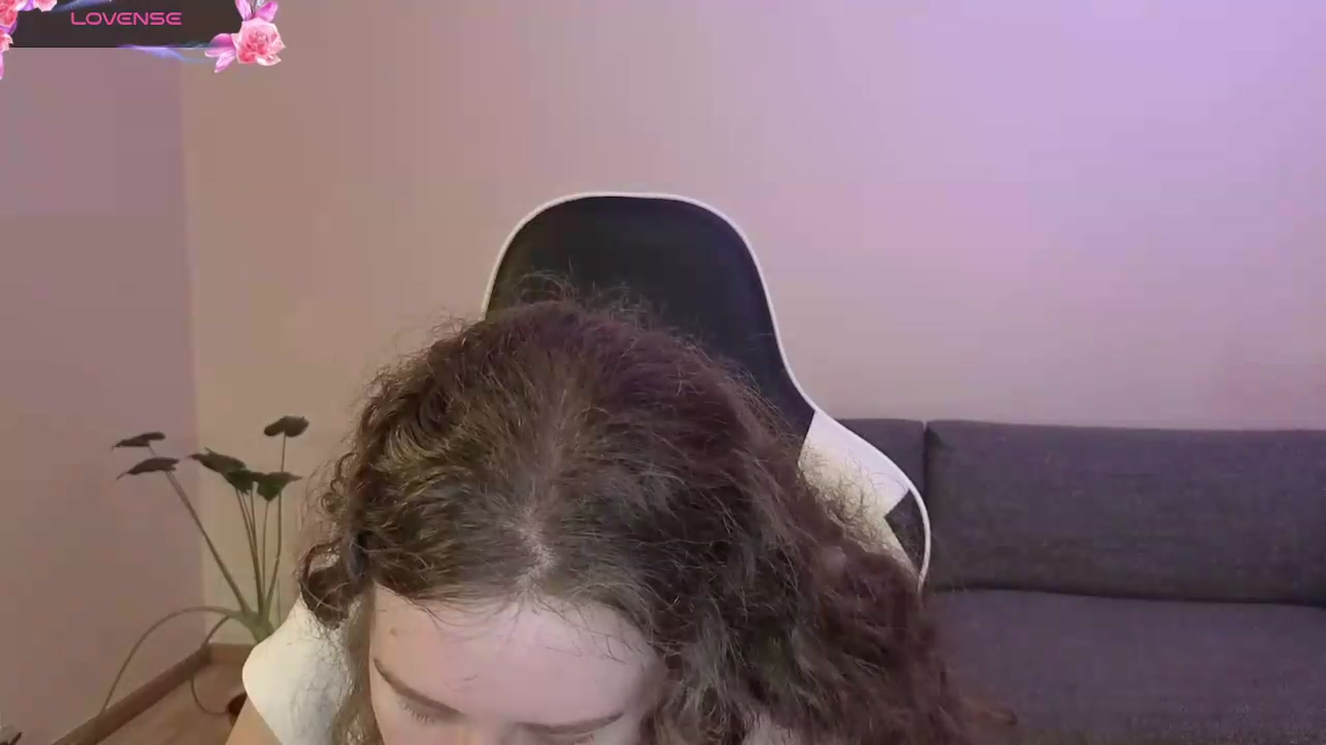 Gallery image thumbnail from BlueFlowerr's myfreecams stream on, 06/21/2026, 24:01 image 14 of 20