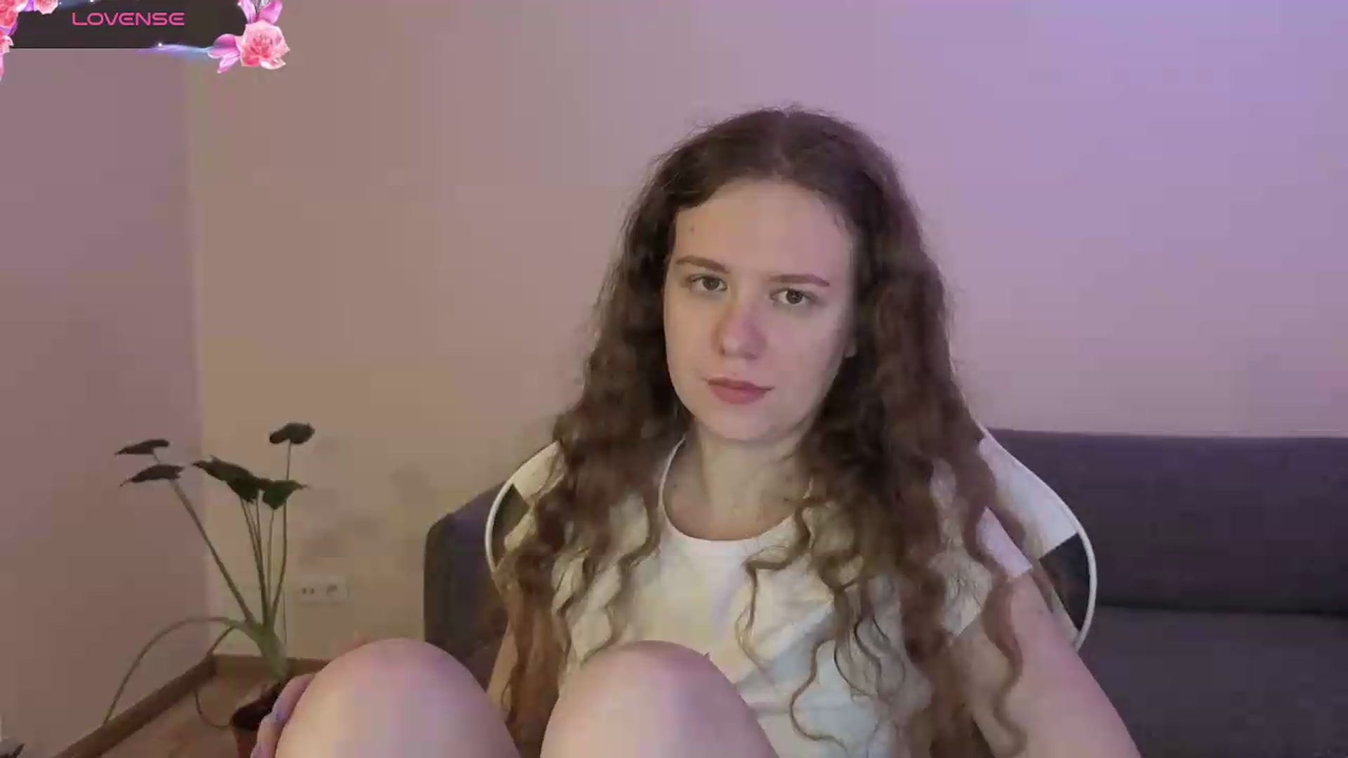 Gallery image thumbnail from BlueFlowerr's myfreecams stream on, 06/21/2026, 01:38 image 12 of 20