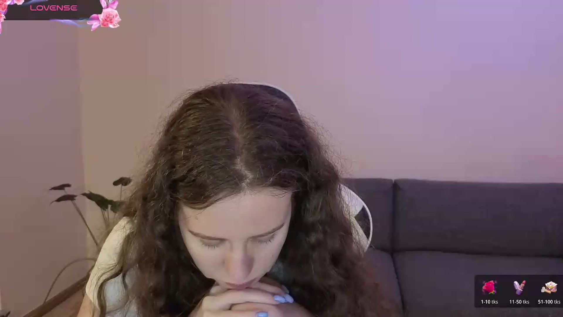 Gallery image thumbnail from BlueFlowerr's myfreecams stream on, 06/21/2026, 01:38 image 20 of 20