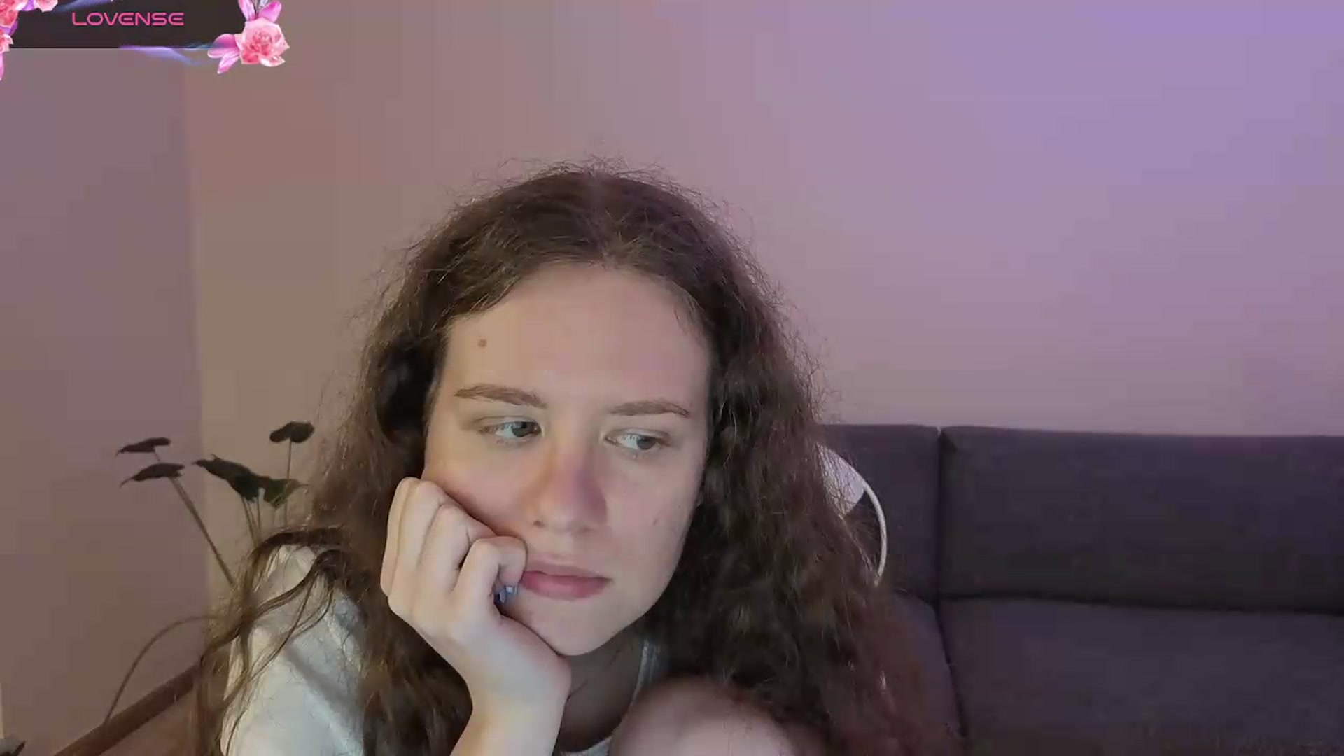 Gallery image thumbnail from BlueFlowerr's myfreecams stream on, 06/21/2026, 01:38 image 17 of 20
