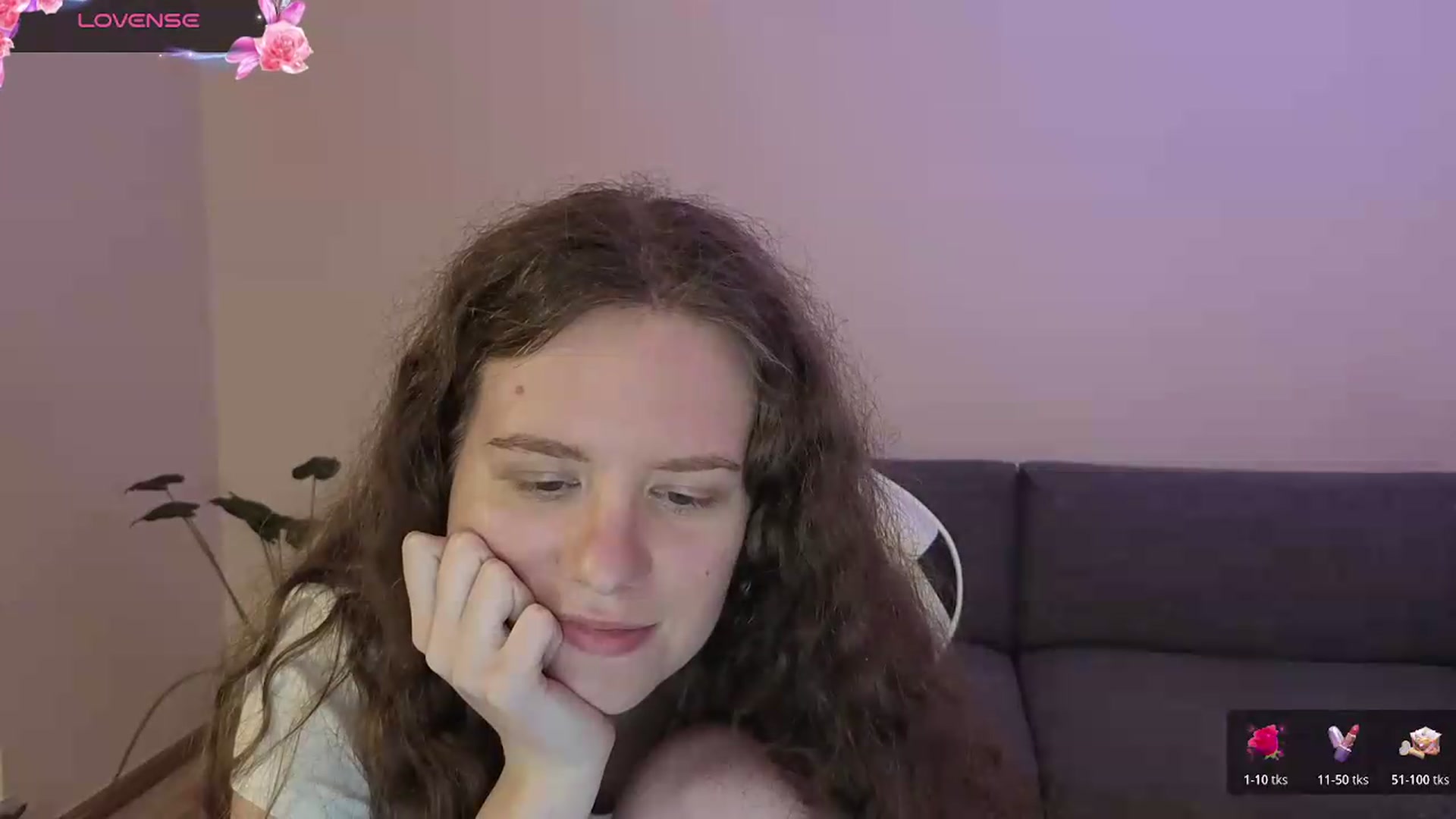 Gallery image thumbnail from BlueFlowerr's myfreecams stream on, 06/21/2026, 01:38 image 18 of 20