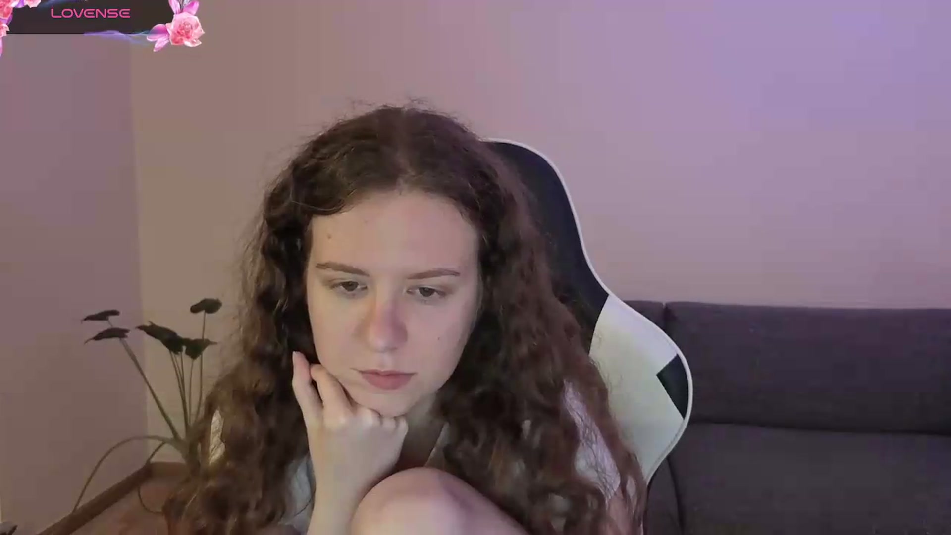 Gallery image thumbnail from BlueFlowerr's myfreecams stream on, 06/21/2026, 01:38 image 7 of 20