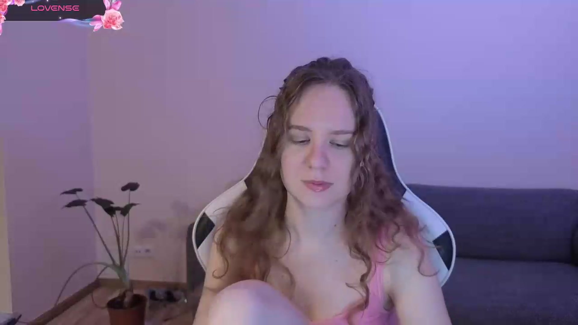 Gallery image thumbnail from BlueFlowerr's myfreecams stream on, 06/21/2026, 14:53 image 10 of 20