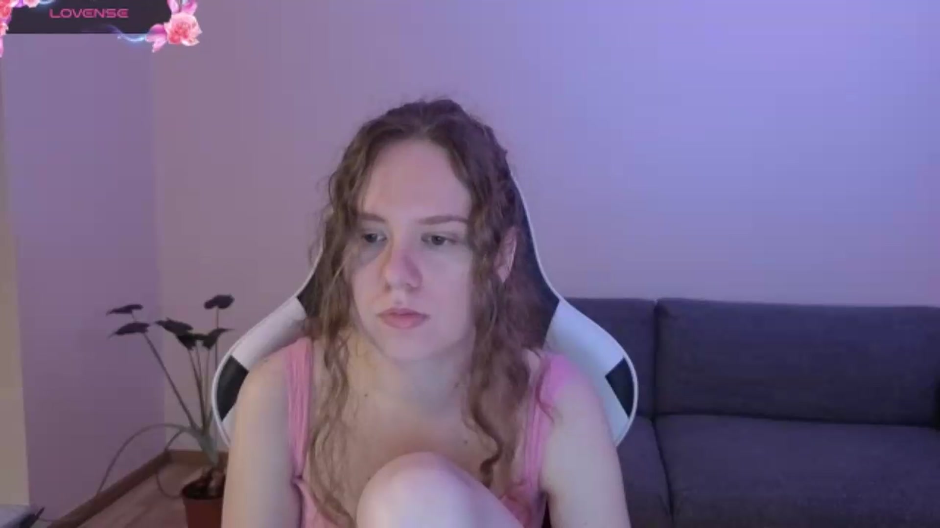 Gallery image thumbnail from BlueFlowerr's myfreecams stream on, 06/21/2026, 15:20 image 9 of 20