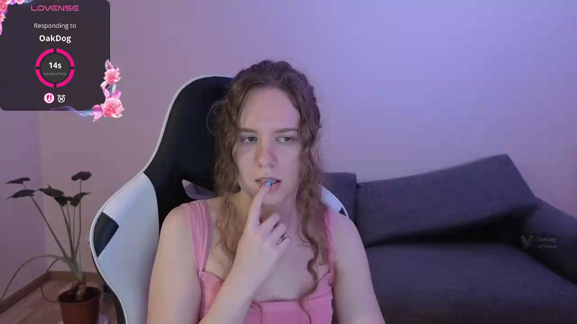Gallery image thumbnail from BlueFlowerr's myfreecams stream on, 06/21/2026, 17:27 image 9 of 20