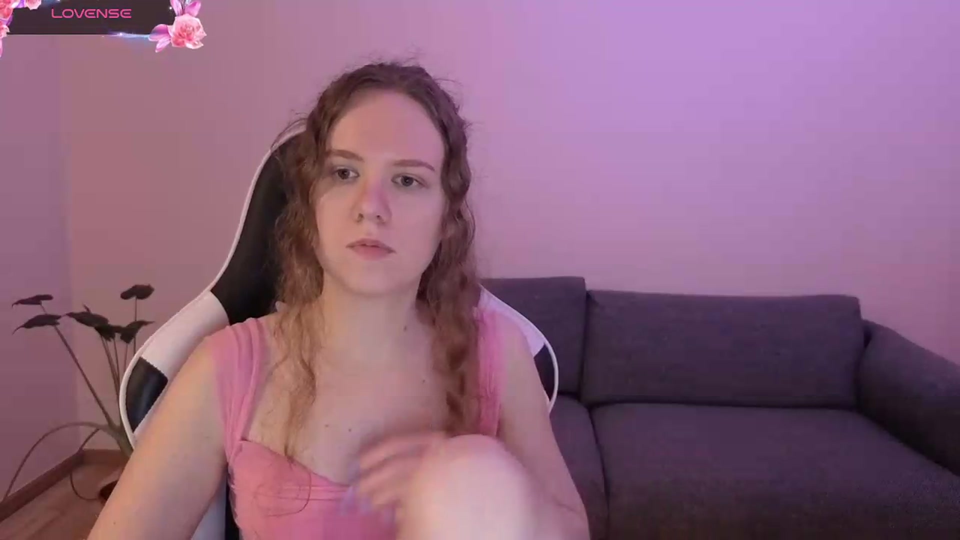 Gallery image thumbnail from BlueFlowerr's myfreecams stream on, 06/21/2026, 18:40 image 9 of 20