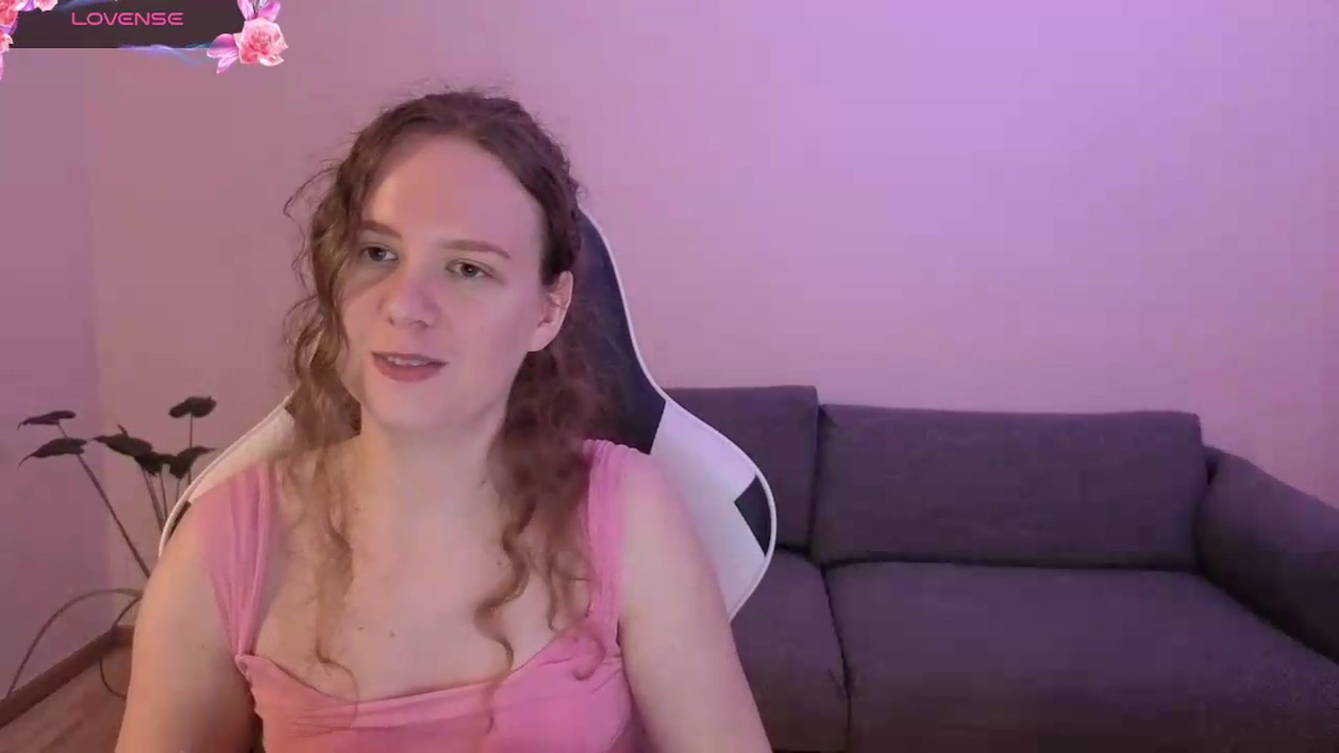 Gallery image thumbnail from BlueFlowerr's myfreecams stream on, 06/21/2026, 18:40 image 10 of 20