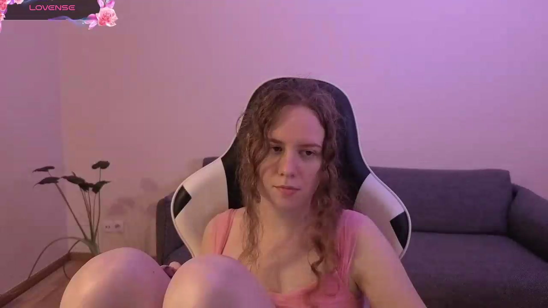 Gallery image thumbnail from BlueFlowerr's myfreecams stream on, 06/21/2026, 20:11 image 2 of 20
