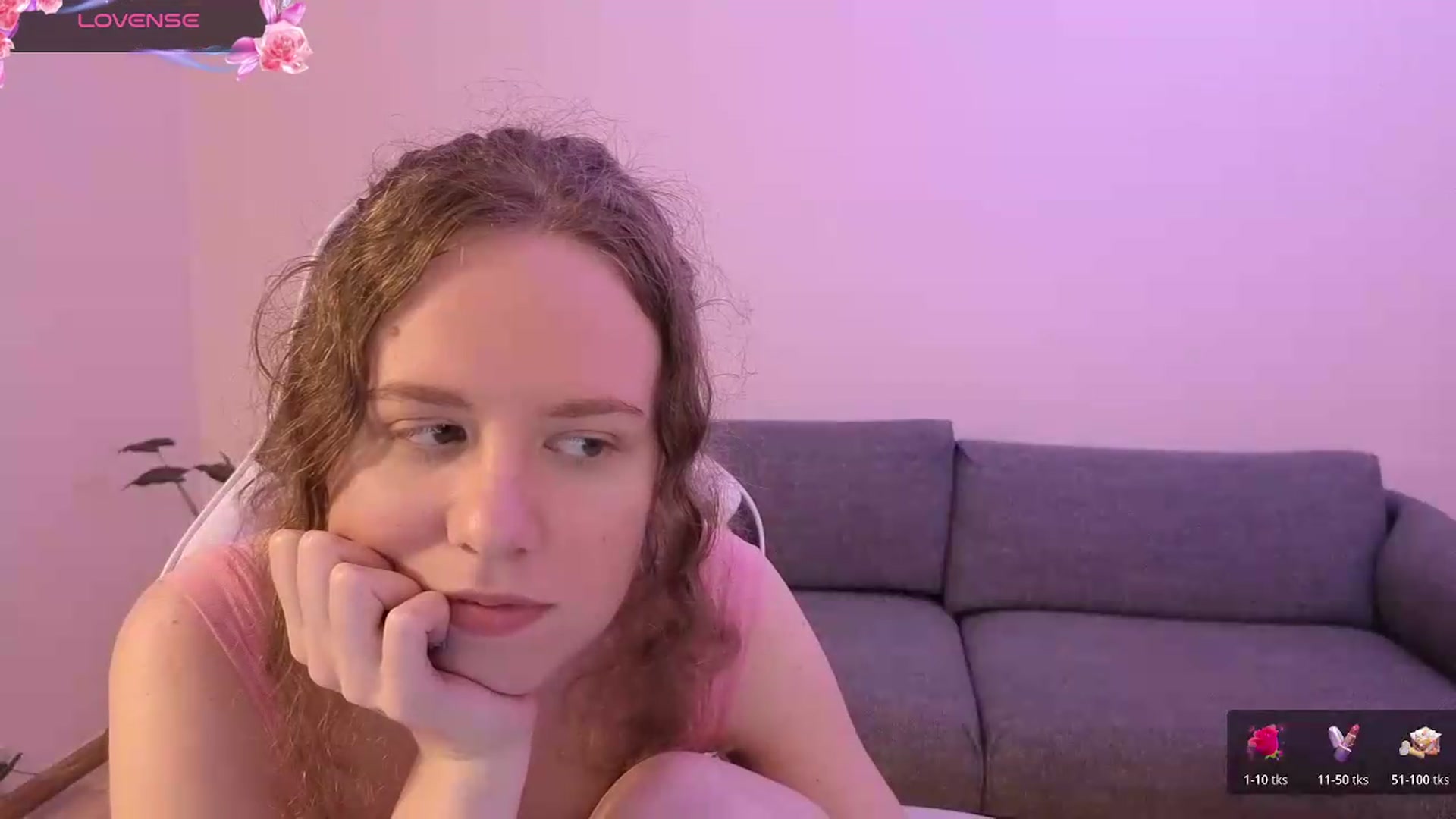 Gallery image thumbnail from BlueFlowerr's myfreecams stream on, 06/21/2026, 20:11 image 13 of 20