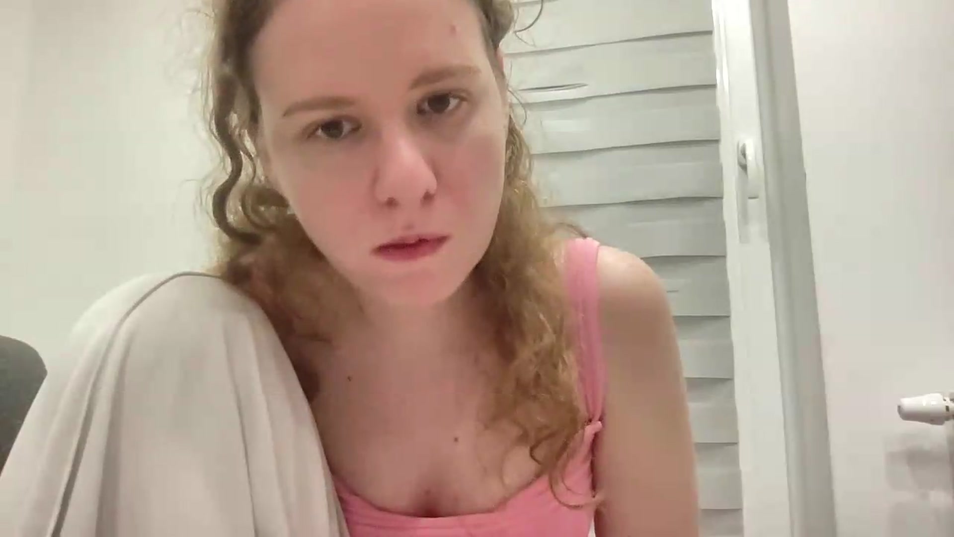 Gallery image thumbnail from BlueFlowerr's myfreecams stream on, 06/21/2026, 22:13 image 19 of 20
