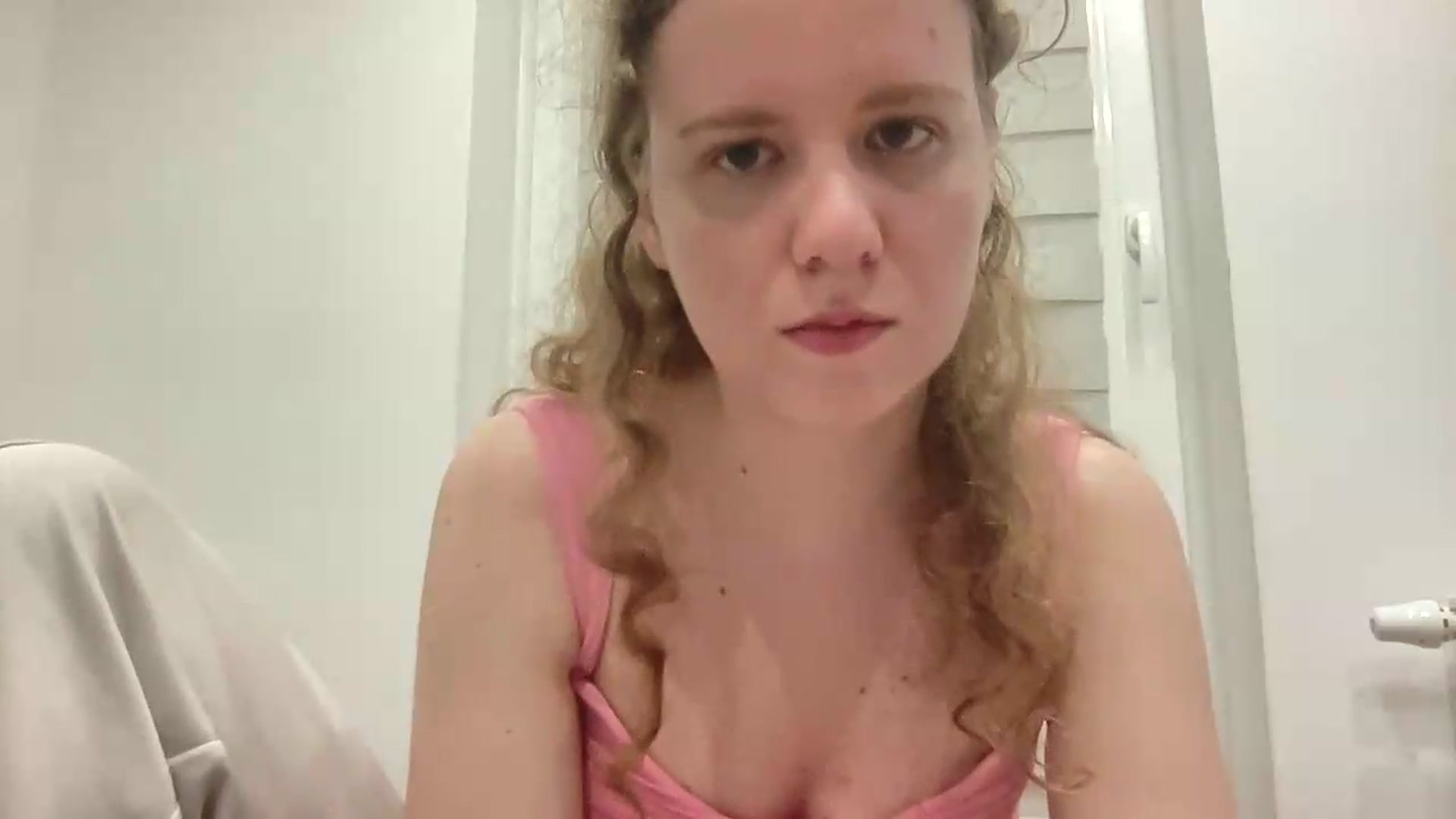 Gallery image thumbnail from BlueFlowerr's myfreecams stream on, 06/21/2026, 22:13 image 16 of 20