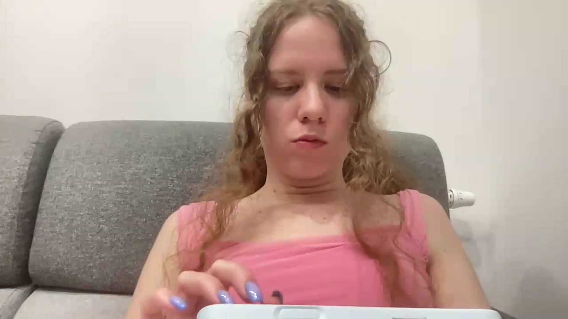 Gallery image thumbnail from BlueFlowerr's myfreecams stream on, 06/22/2026, 01:50 image 13 of 20