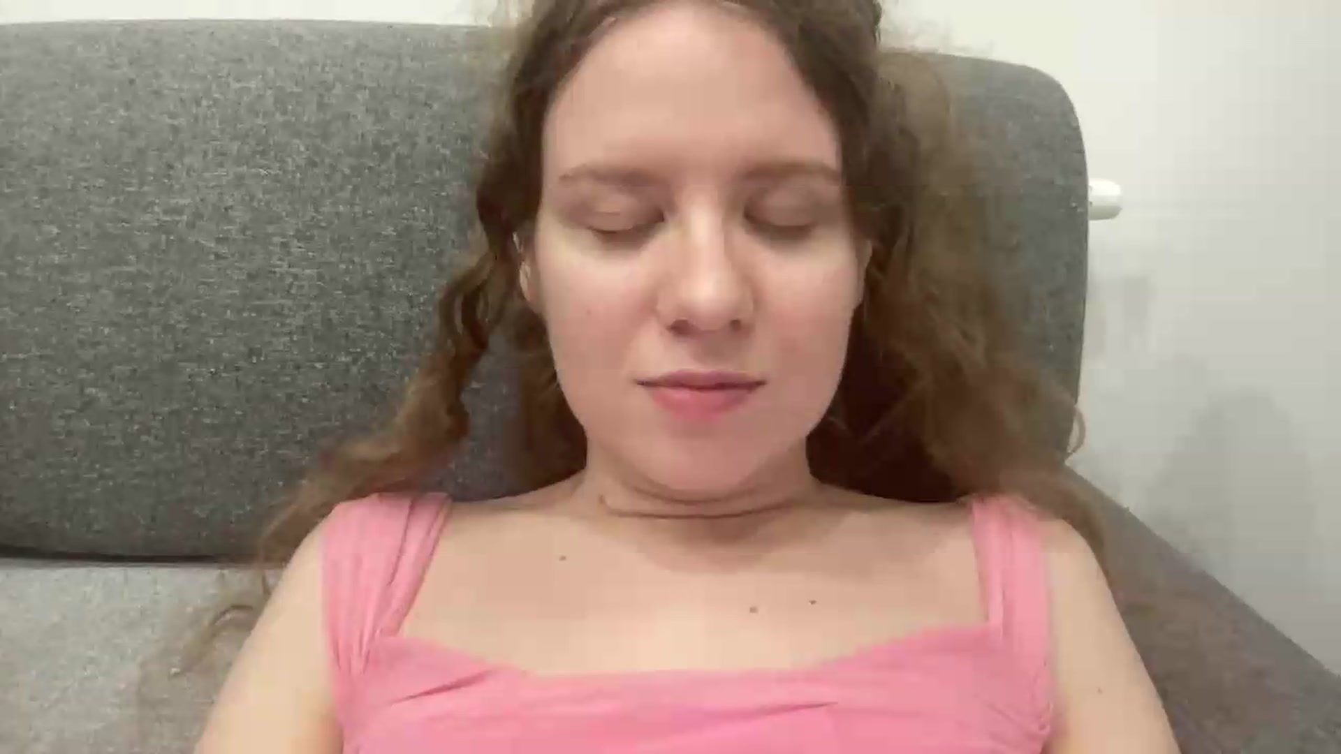 Gallery image thumbnail from BlueFlowerr's myfreecams stream on, 06/22/2026, 01:50 image 17 of 20