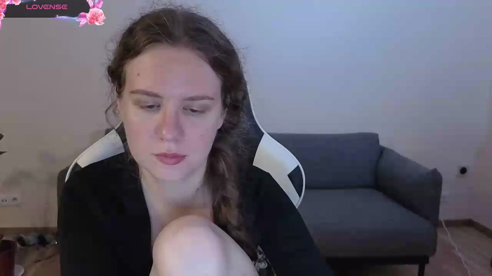 Gallery image thumbnail from BlueFlowerr's myfreecams stream on, 06/22/2026, 17:56 image 12 of 20