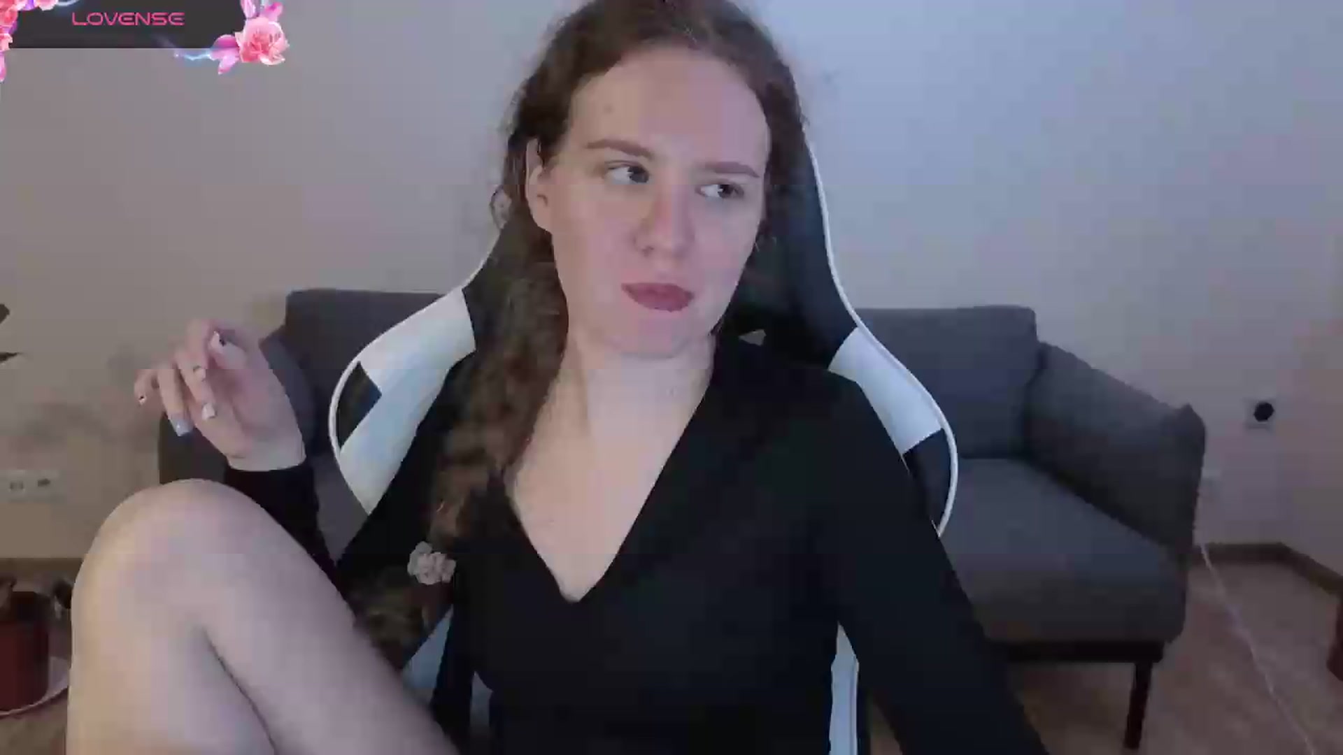 Gallery image thumbnail from BlueFlowerr's myfreecams stream on, 06/22/2026, 17:56 image 6 of 20