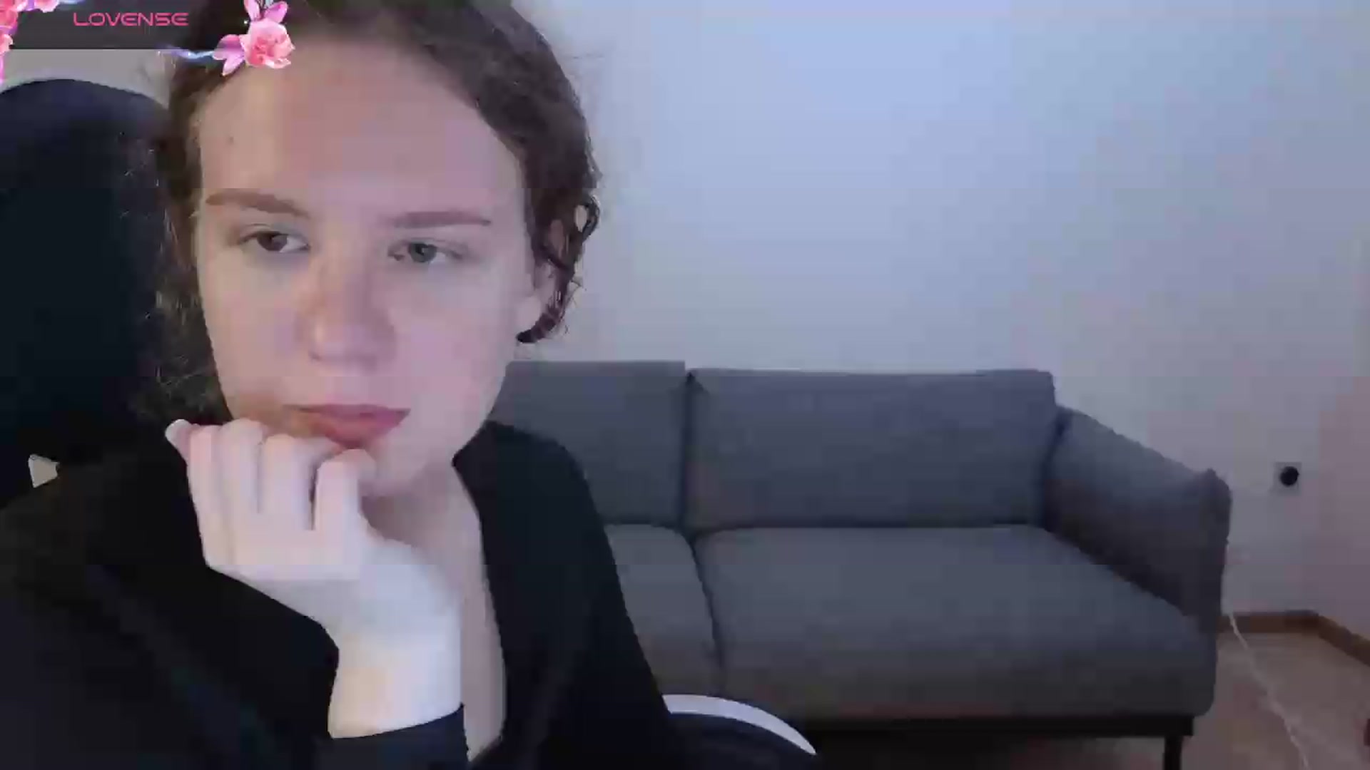 Gallery image thumbnail from BlueFlowerr's myfreecams stream on, 06/22/2026, 17:56 image 17 of 20