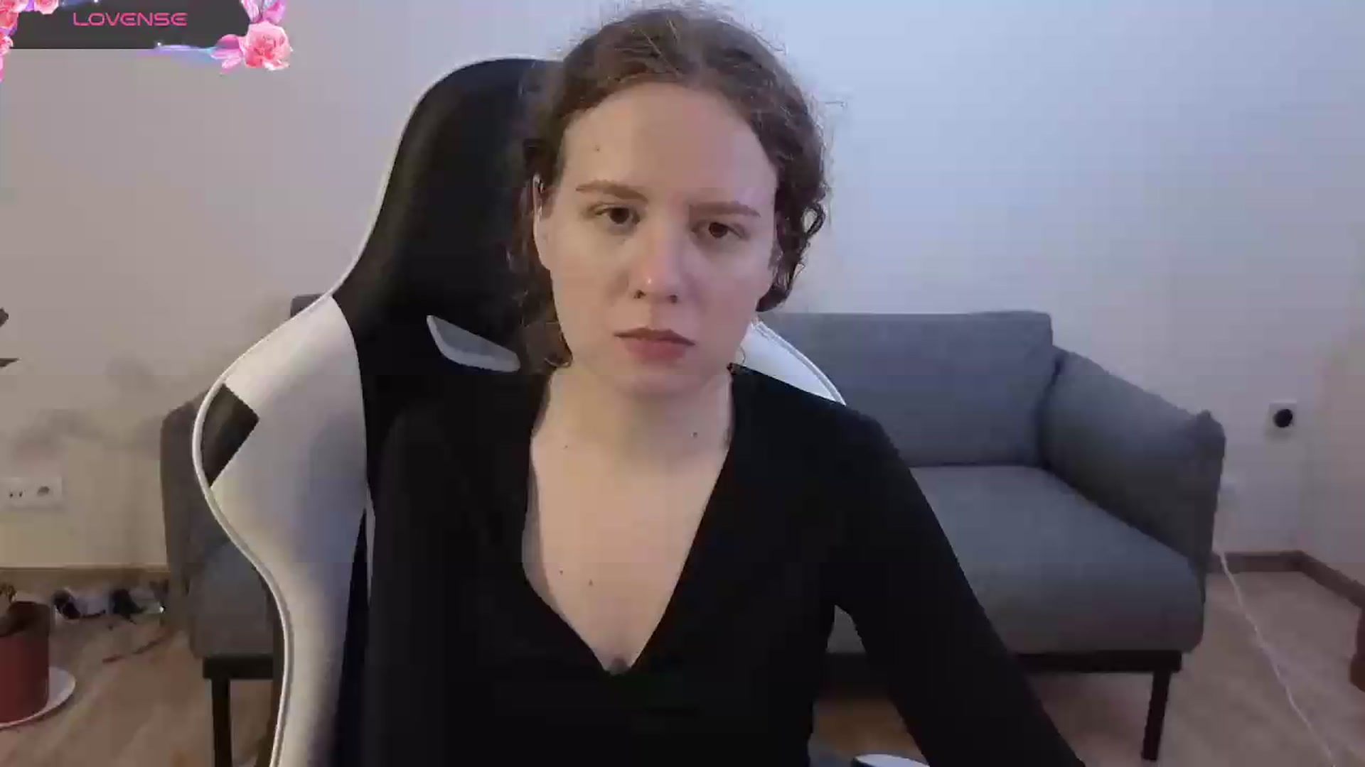 Gallery image thumbnail from BlueFlowerr's myfreecams stream on, 06/22/2026, 17:56 image 1 of 20