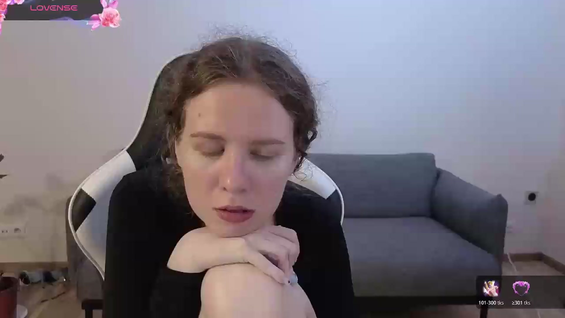 Gallery image thumbnail from BlueFlowerr's myfreecams stream on, 06/22/2026, 17:56 image 10 of 20