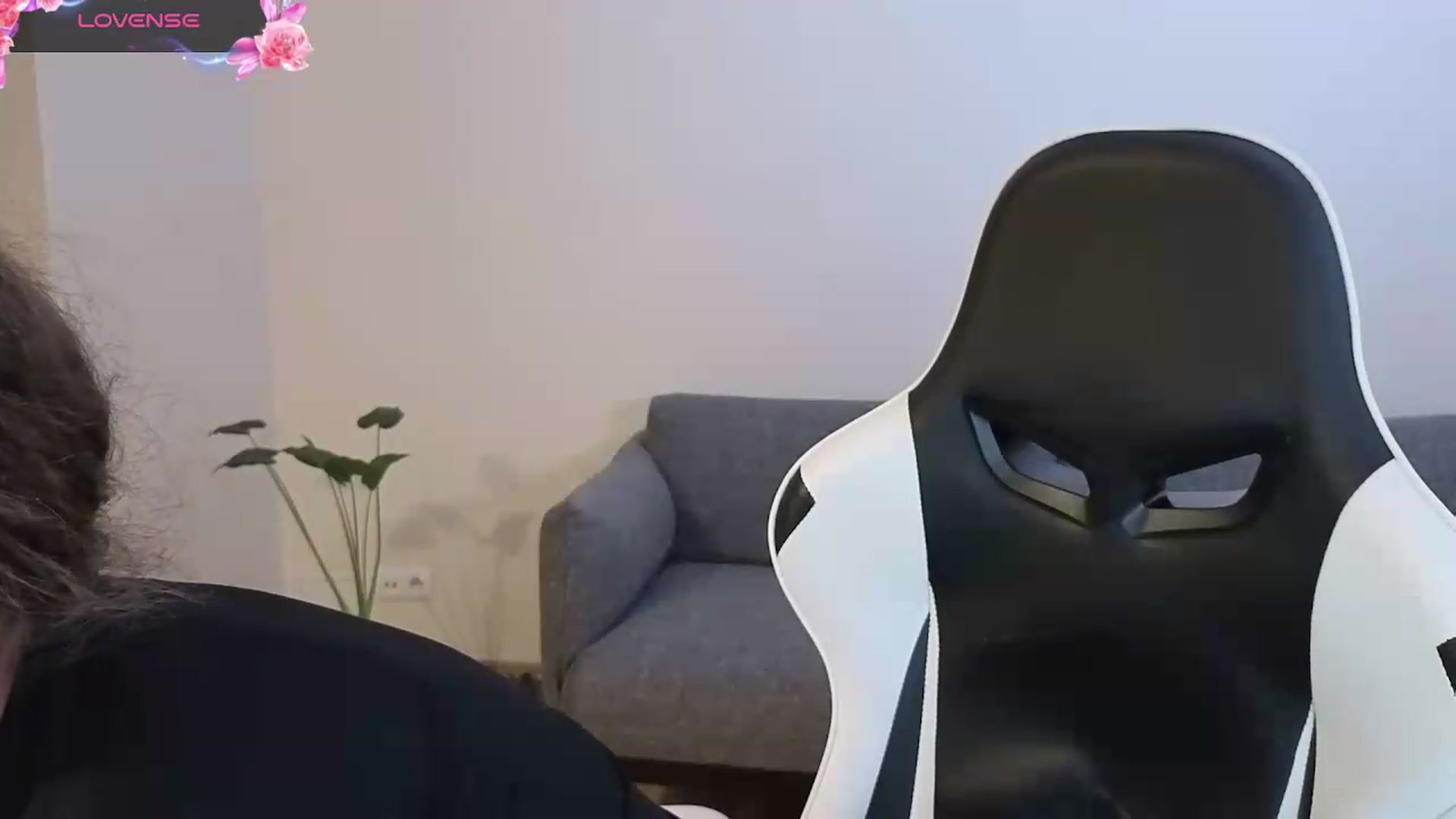 Gallery image thumbnail from BlueFlowerr's myfreecams stream on, 06/22/2026, 19:08 image 4 of 20