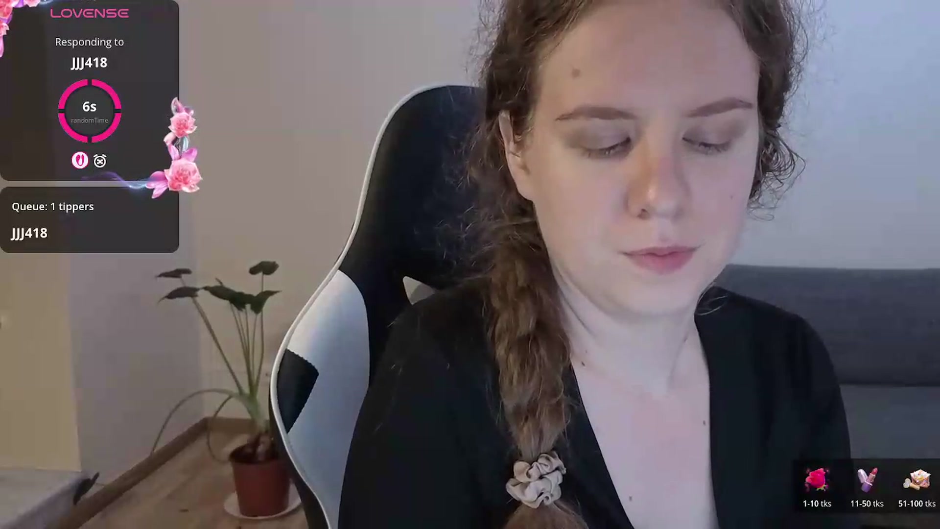 Gallery image thumbnail from BlueFlowerr's myfreecams stream on, 06/22/2026, 20:17 image 3 of 20