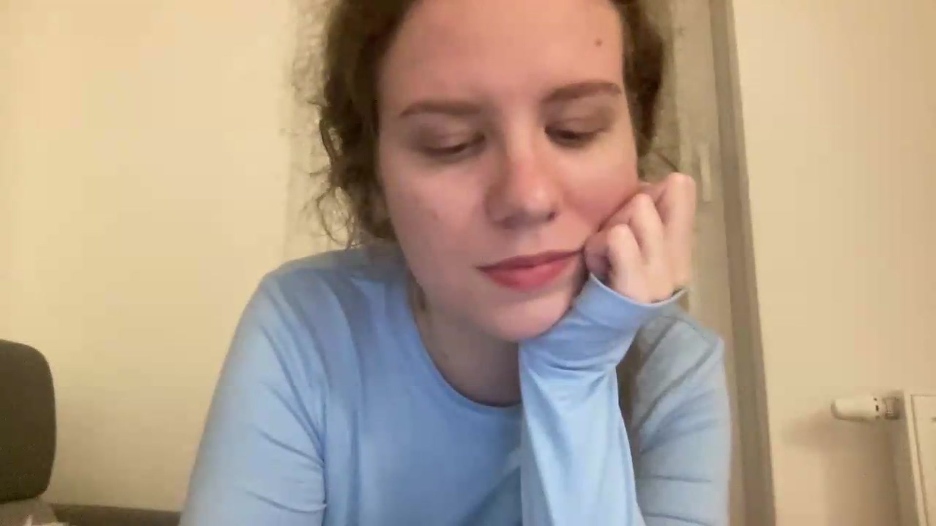 Gallery image thumbnail from BlueFlowerr's myfreecams stream on, 06/23/2026, 24:02 image 20 of 20
