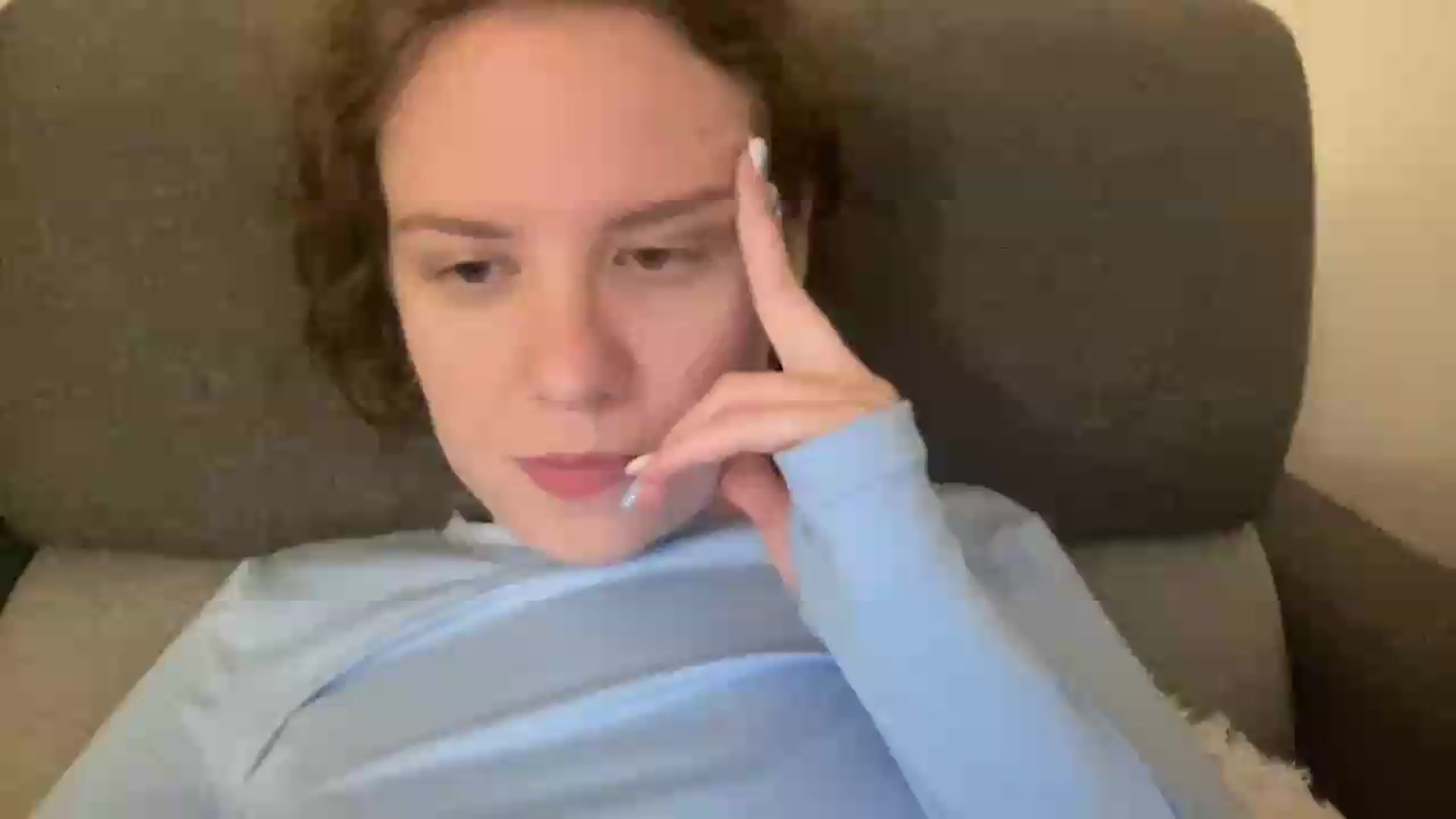Gallery image thumbnail from BlueFlowerr's myfreecams stream on, 06/23/2026, 24:26 image 19 of 20