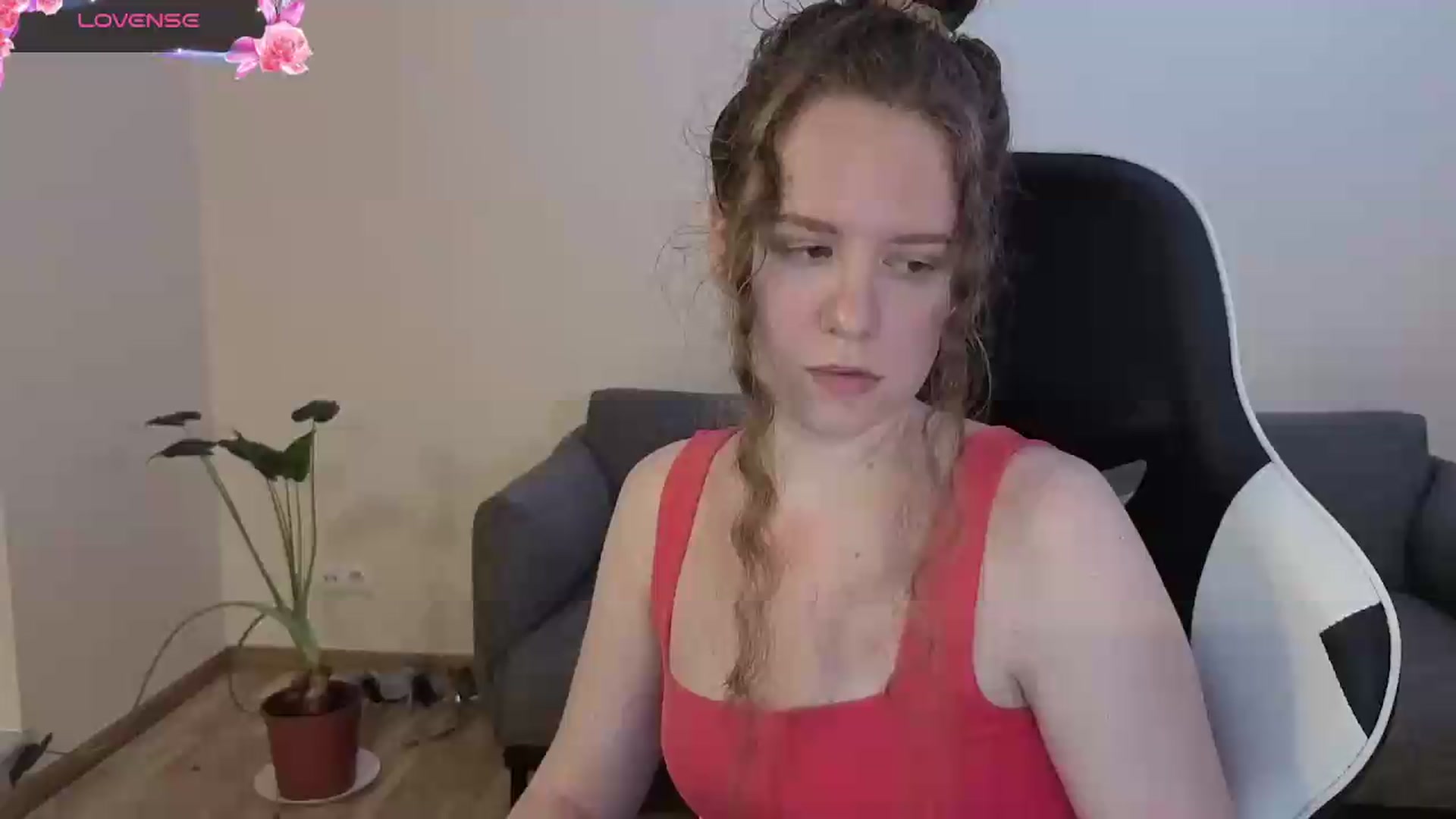 Gallery image thumbnail from BlueFlowerr's myfreecams stream on, 06/23/2026, 17:54 image 19 of 20