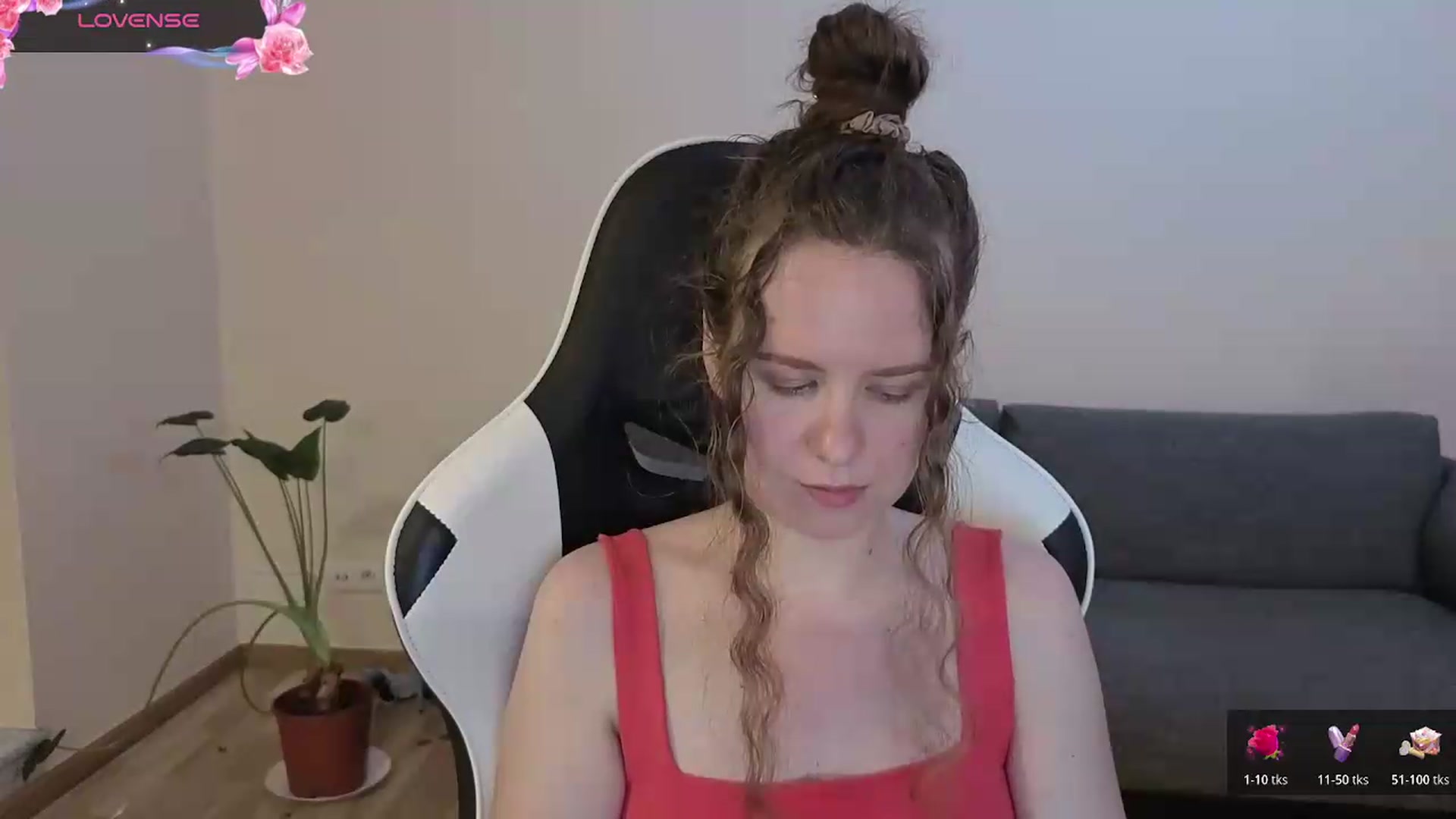 Gallery image thumbnail from BlueFlowerr's myfreecams stream on, 06/23/2026, 18:54 image 4 of 20