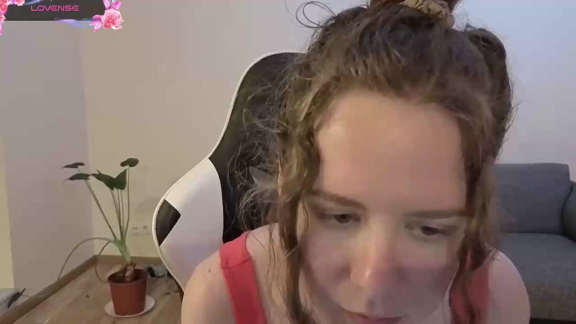 Gallery image thumbnail from BlueFlowerr's myfreecams stream on, 06/23/2026, 18:54 image 10 of 20