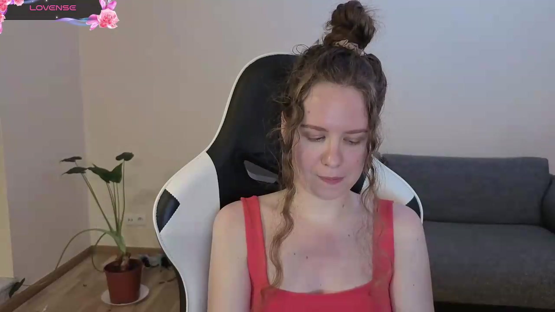 Gallery image thumbnail from BlueFlowerr's myfreecams stream on, 06/23/2026, 18:54 image 2 of 20