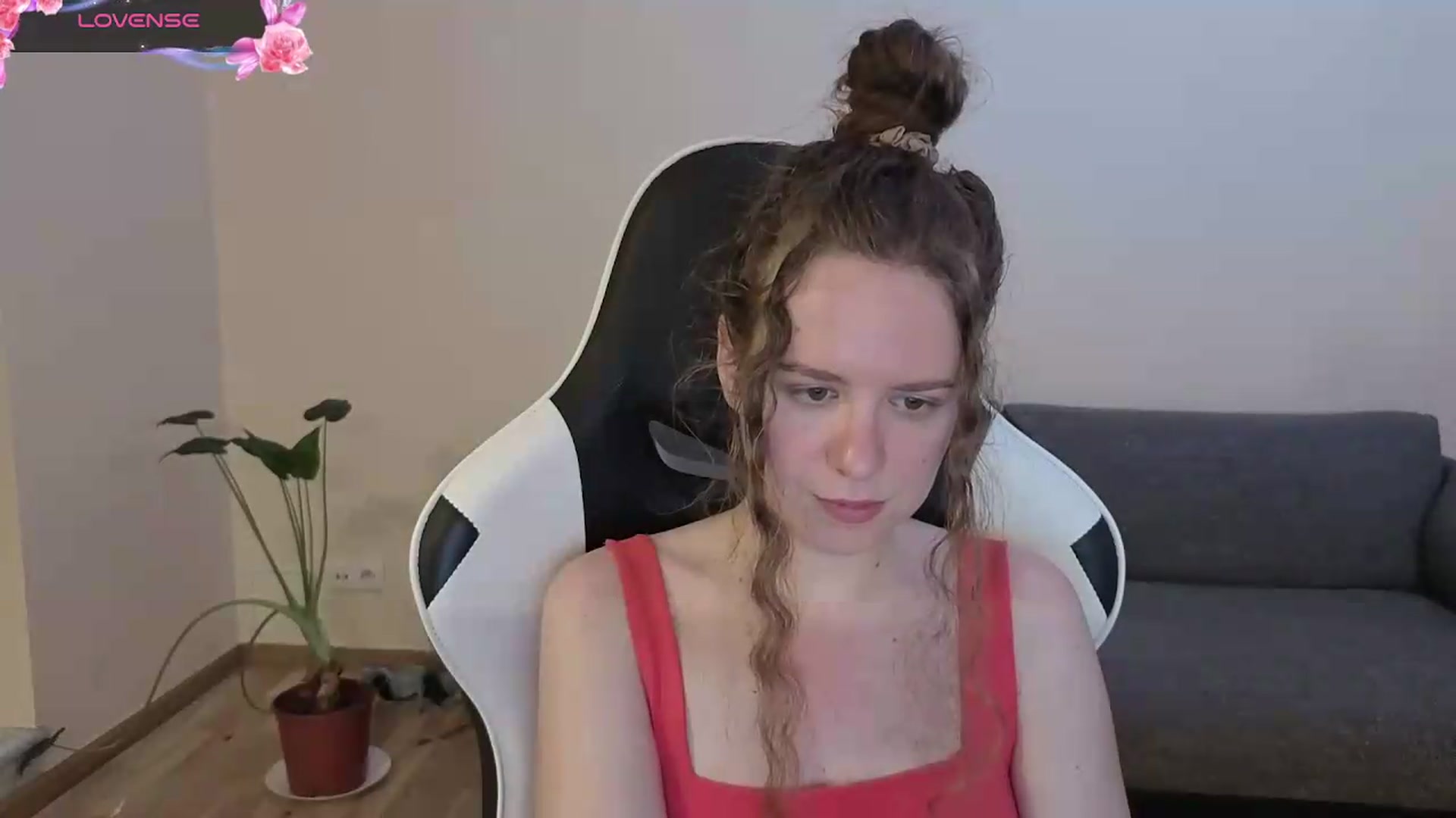 Gallery image thumbnail from BlueFlowerr's myfreecams stream on, 06/23/2026, 18:54 image 16 of 20