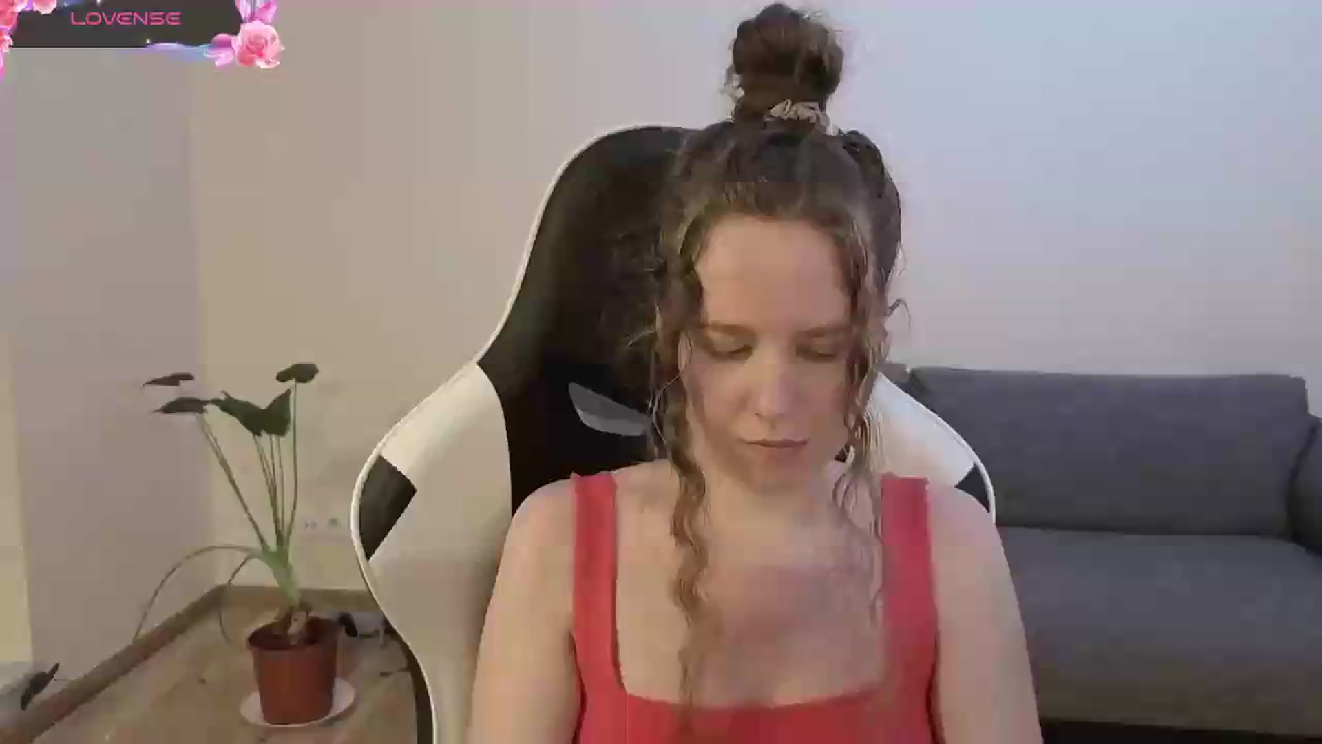 Gallery image thumbnail from BlueFlowerr's myfreecams stream on, 06/23/2026, 18:54 image 6 of 20