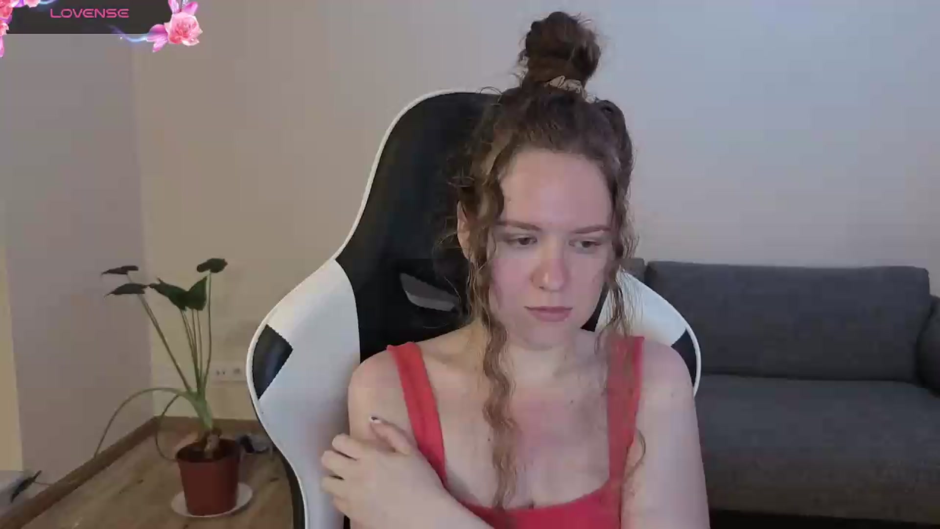 Gallery image thumbnail from BlueFlowerr's myfreecams stream on, 06/23/2026, 18:54 image 13 of 20