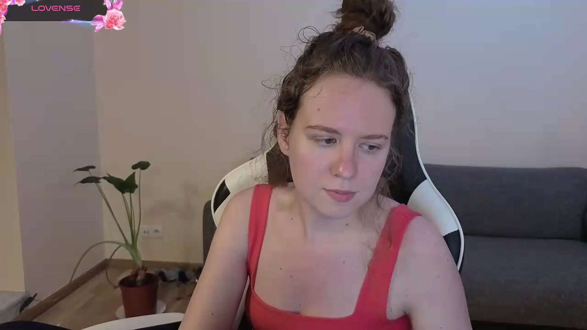 Gallery image thumbnail from BlueFlowerr's myfreecams stream on, 06/23/2026, 20:00 image 20 of 20