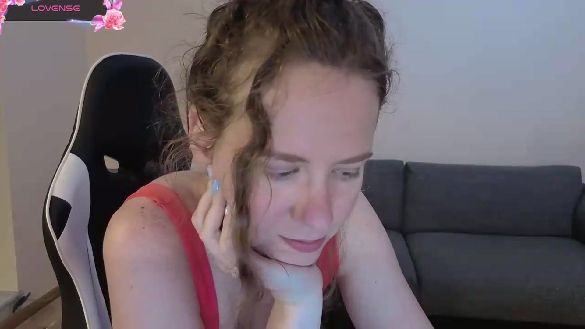 Gallery image thumbnail from BlueFlowerr's myfreecams stream on, 06/23/2026, 20:00 image 18 of 20
