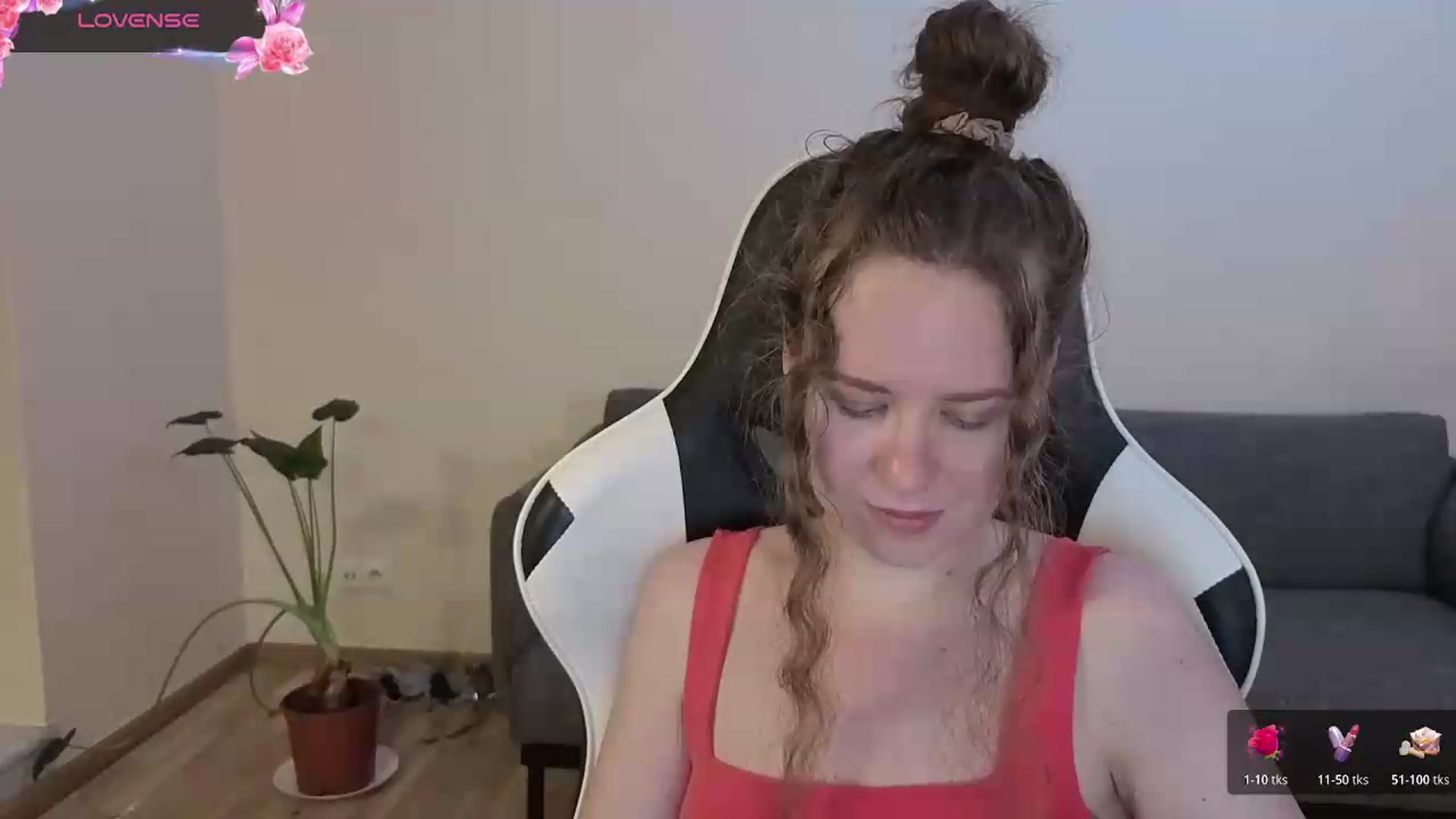 Gallery image thumbnail from BlueFlowerr's myfreecams stream on, 06/23/2026, 20:00 image 6 of 20