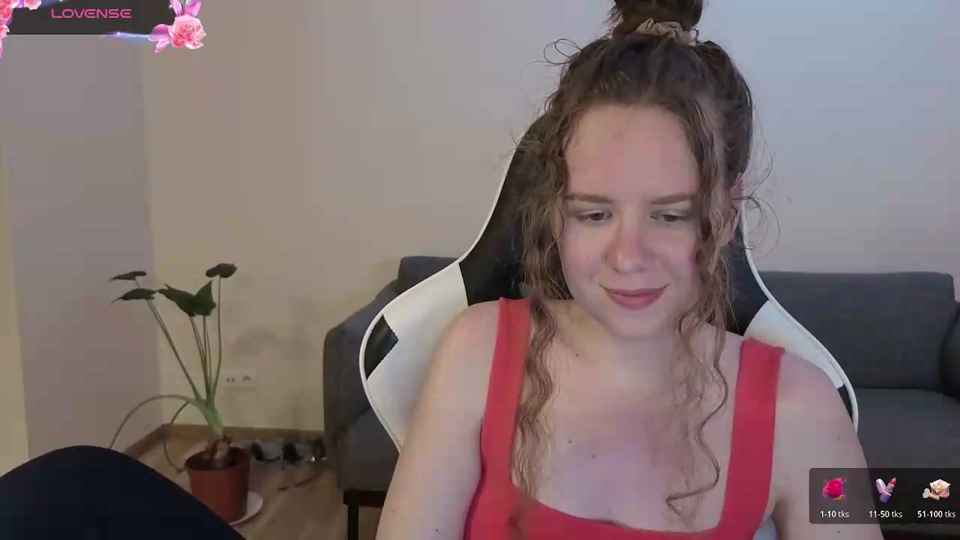 Gallery image thumbnail from BlueFlowerr's myfreecams stream on, 06/23/2026, 20:00 image 7 of 20