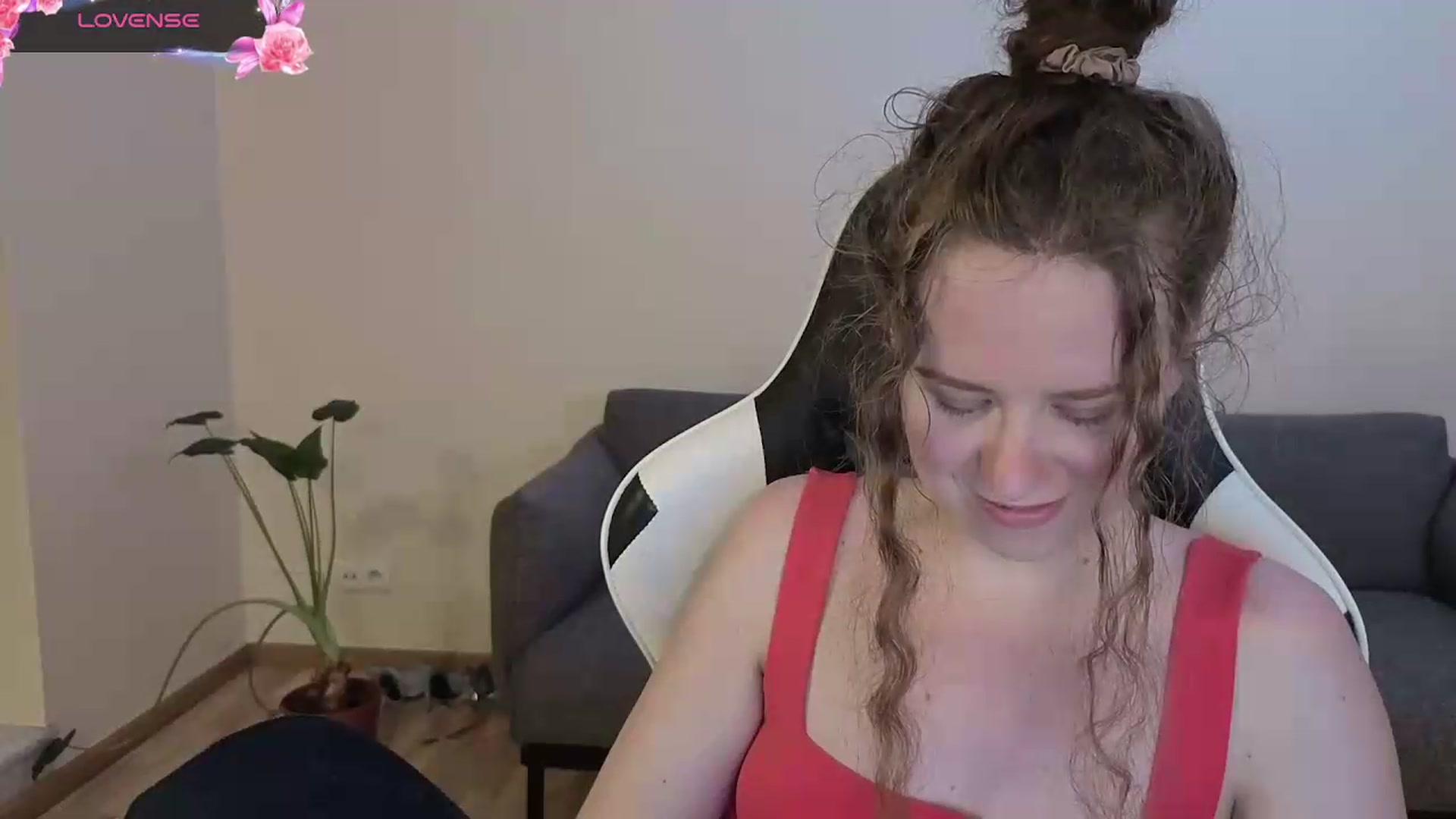 Gallery image thumbnail from BlueFlowerr's myfreecams stream on, 06/23/2026, 20:00 image 15 of 20