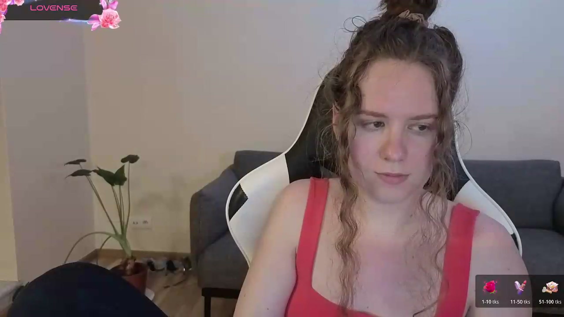 Gallery image thumbnail from BlueFlowerr's myfreecams stream on, 06/23/2026, 20:00 image 9 of 20